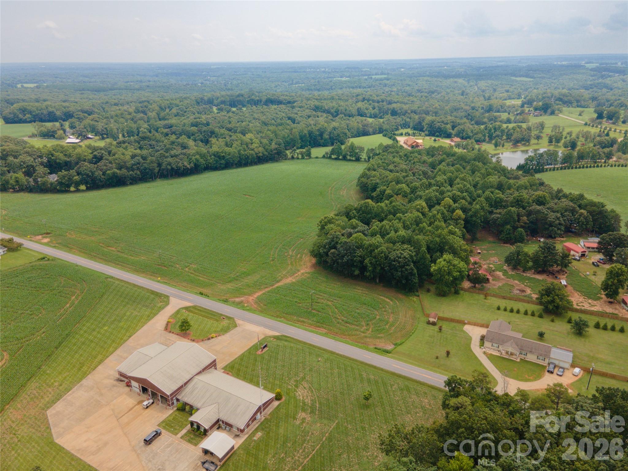 11ac W Memorial Highway Property Photo 10