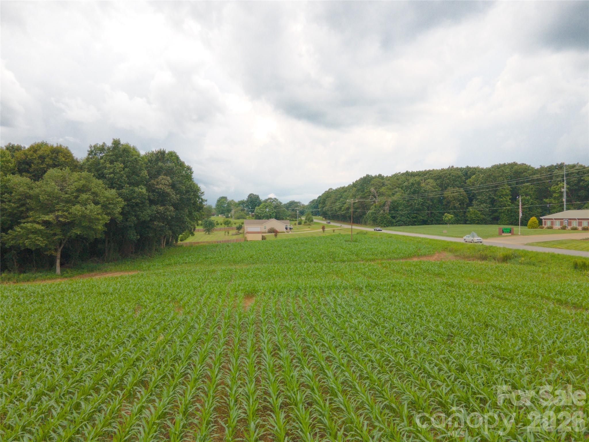11ac W Memorial Highway Property Photo 20