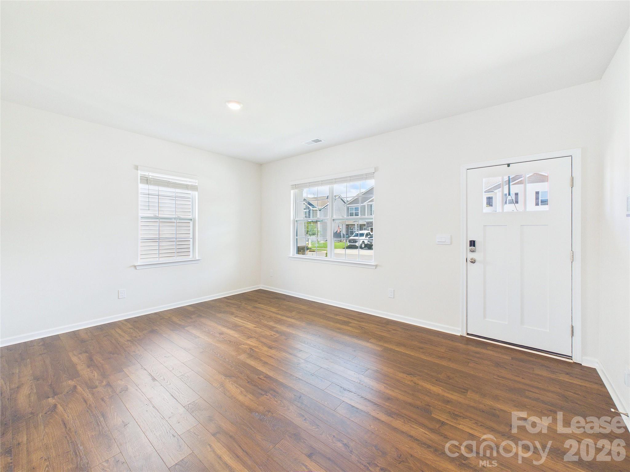 8185 Kennesaw Drive Property Photo 4