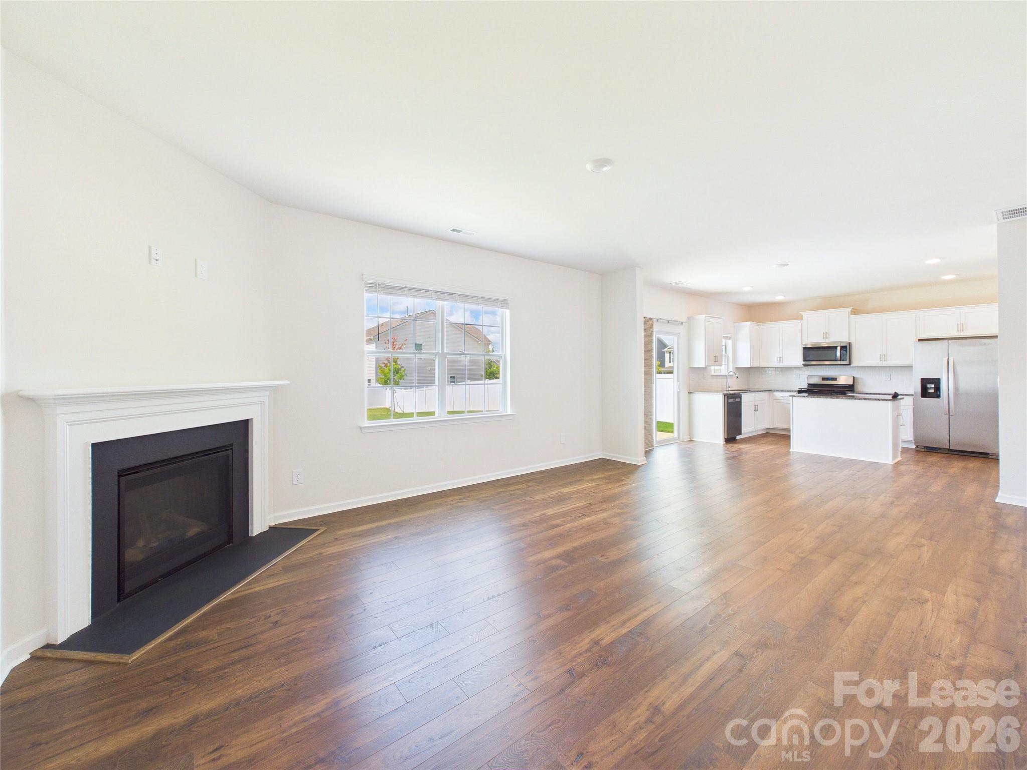 8185 Kennesaw Drive Property Photo 5