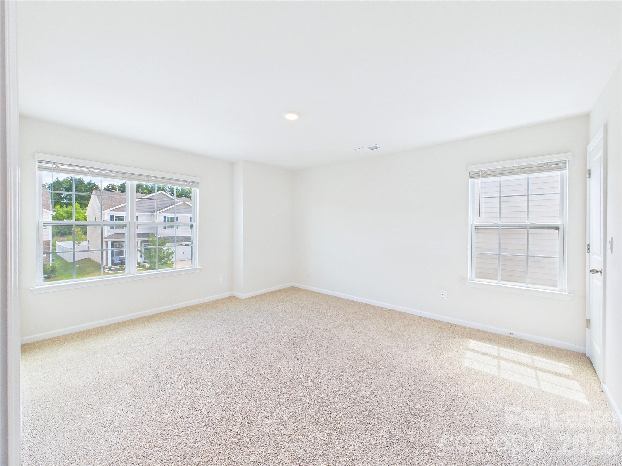 8185 Kennesaw Drive Property Photo 16