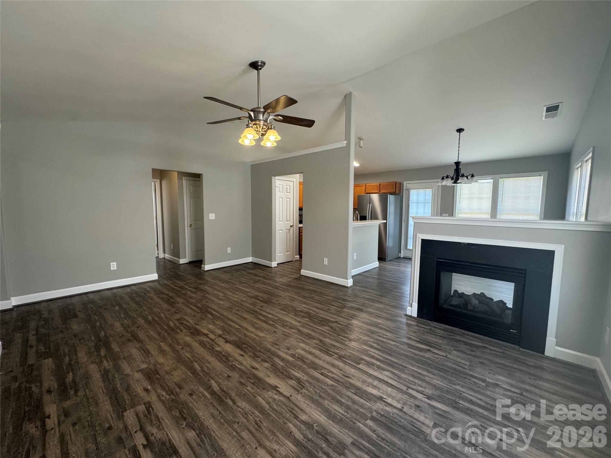 124 Crestwood Drive Property Photo 2