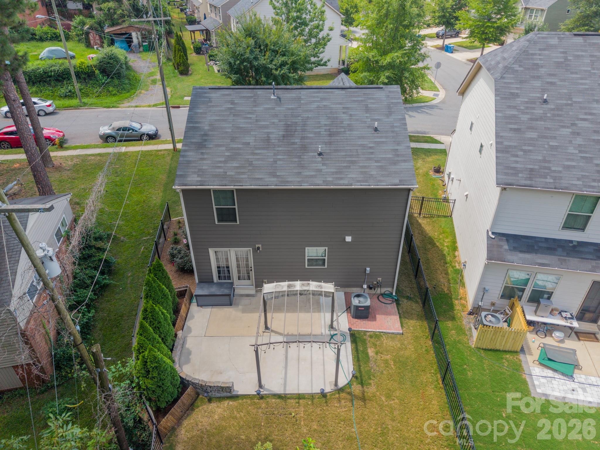 1829 Evergreen Drive Property Photo 3