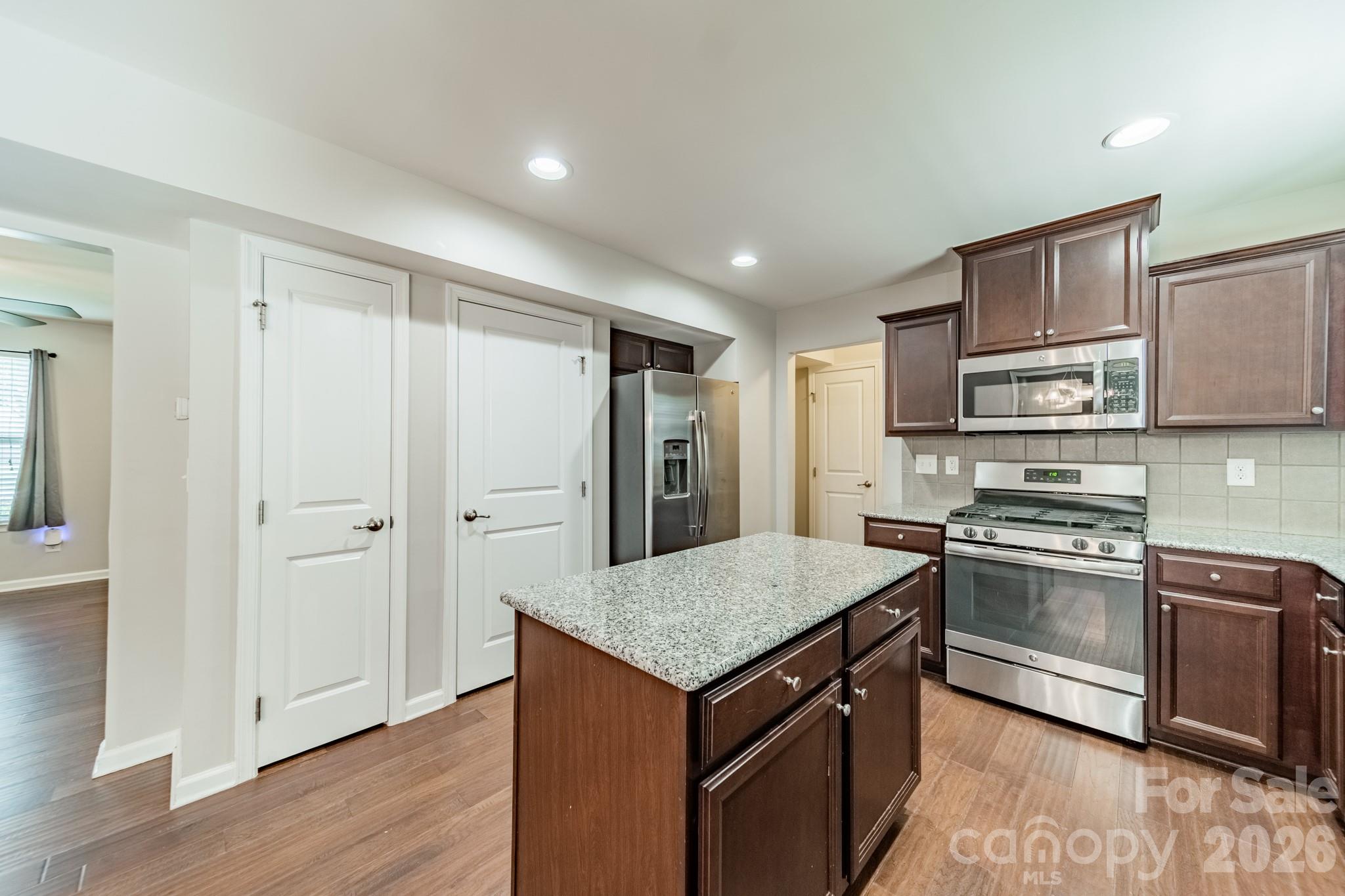 1829 Evergreen Drive Property Photo 11