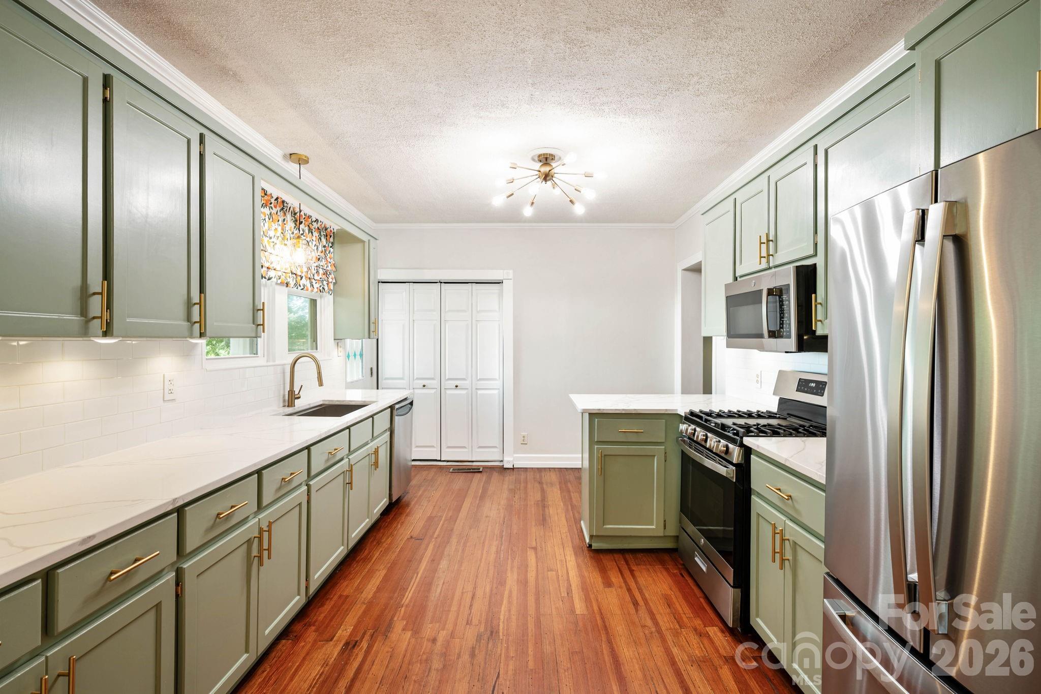 441 8th Avenue Drive Property Photo 11