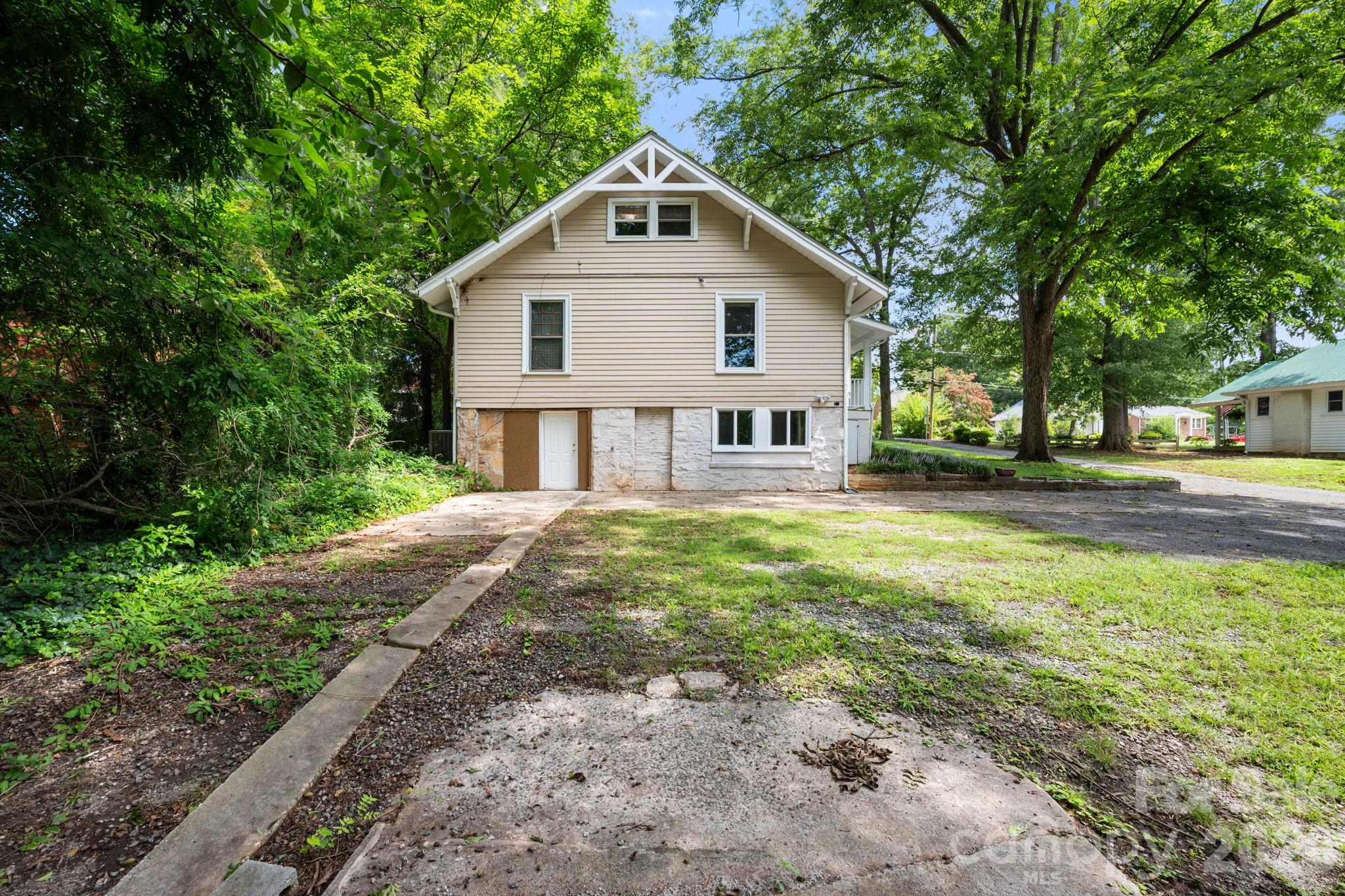 441 8th Avenue Drive Property Photo 35