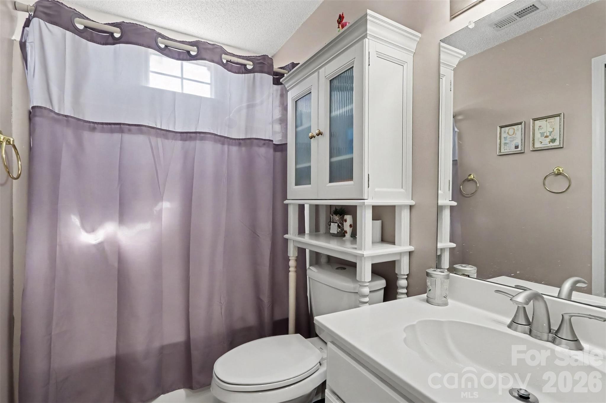 1068 Chapel Creek Road Property Photo 12