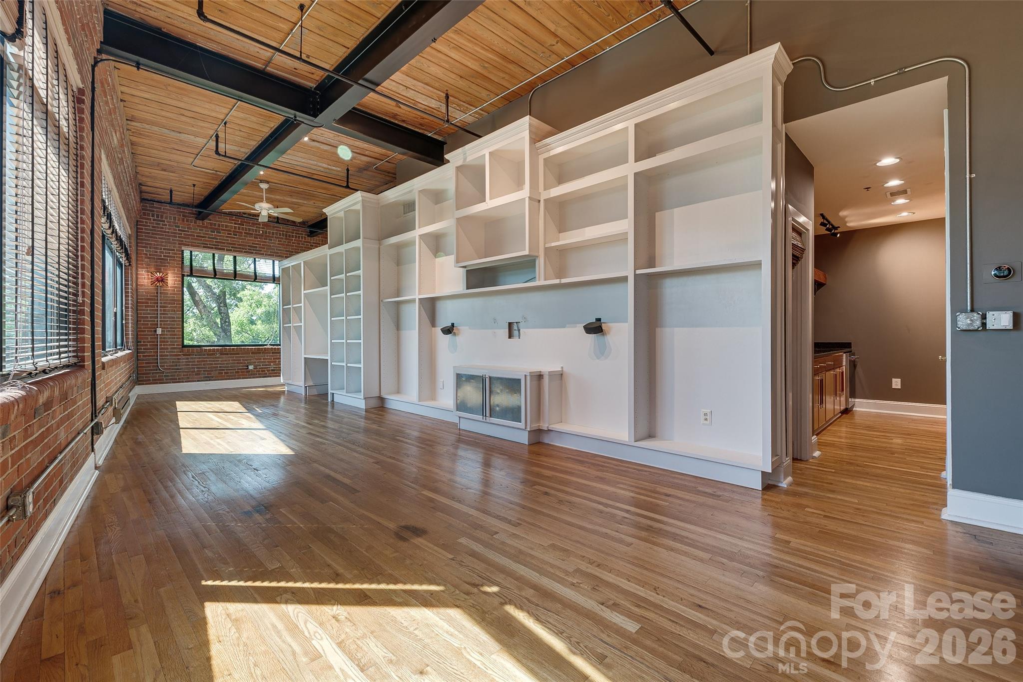 310 Arlington Avenue Property Photo 10