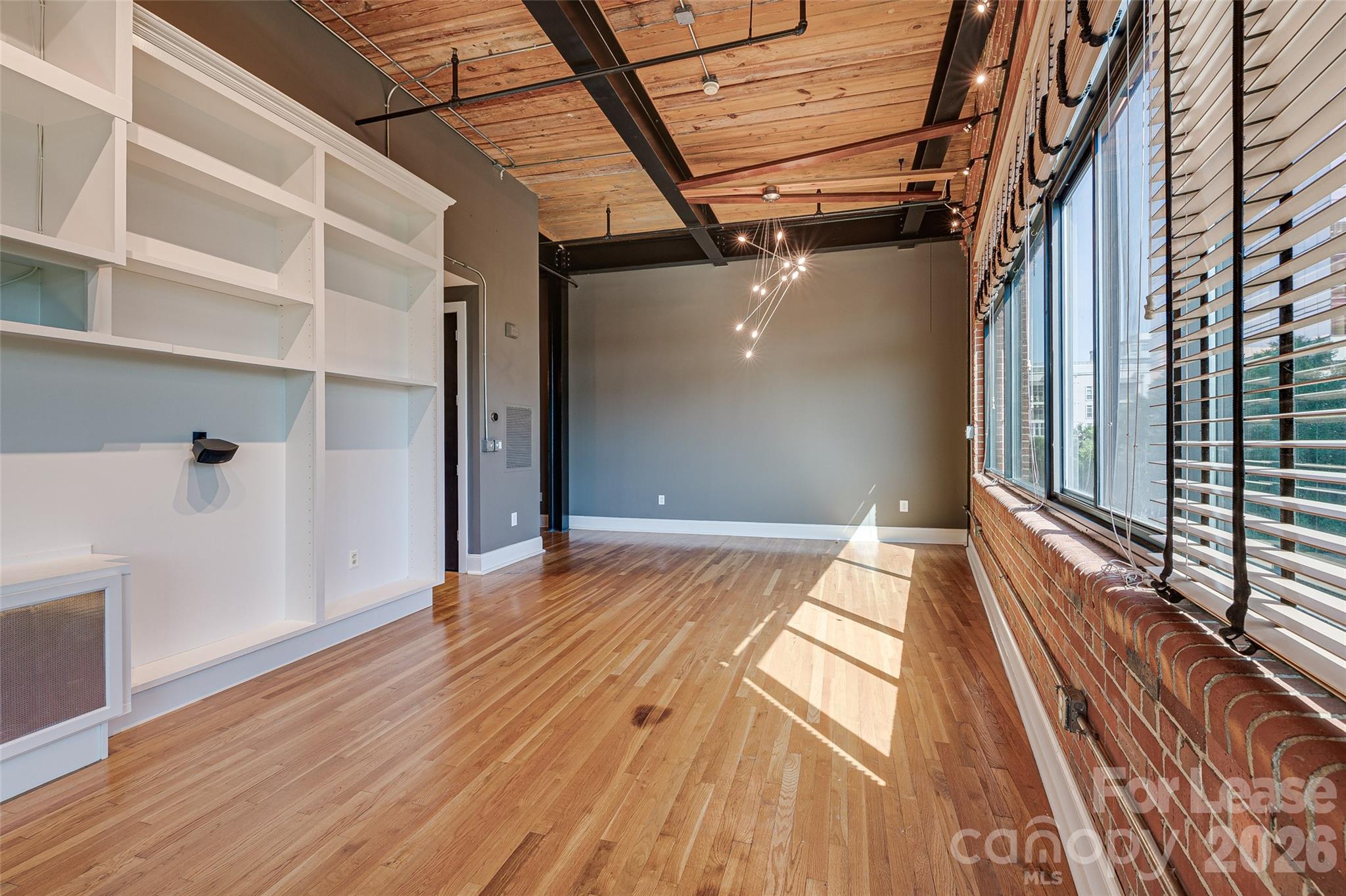 310 Arlington Avenue Property Photo 18