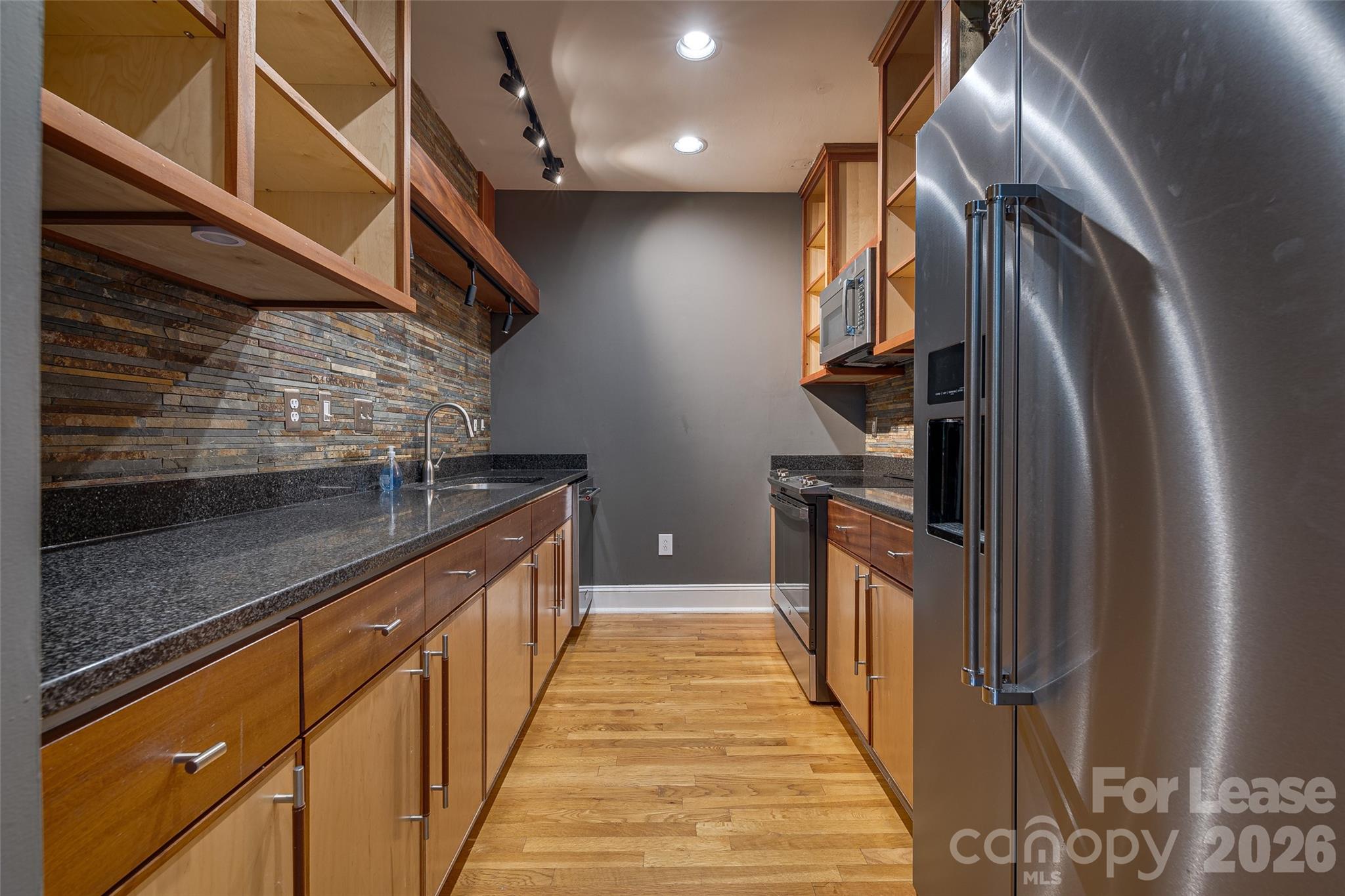 310 Arlington Avenue Property Photo 22