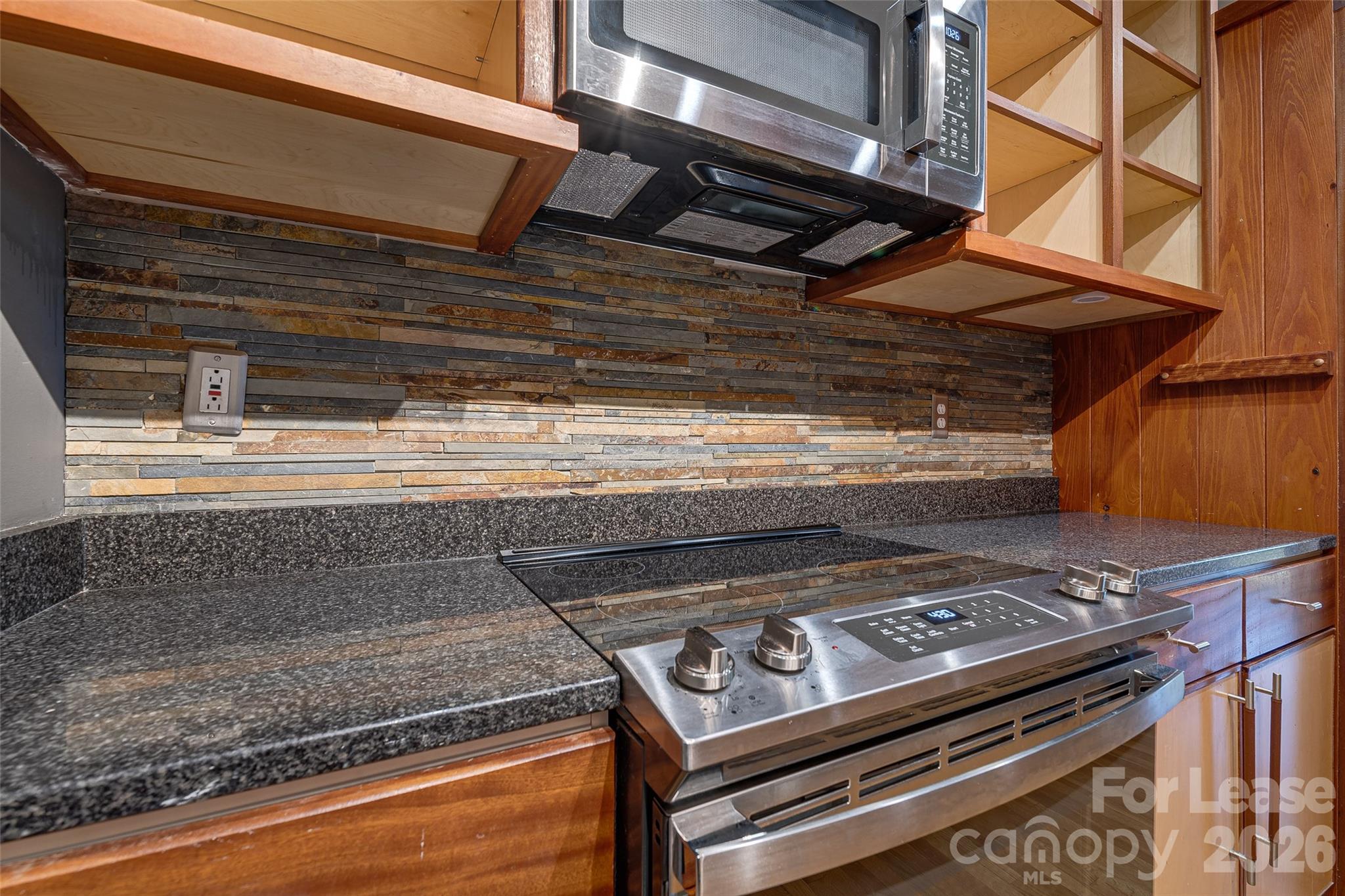 310 Arlington Avenue Property Photo 24