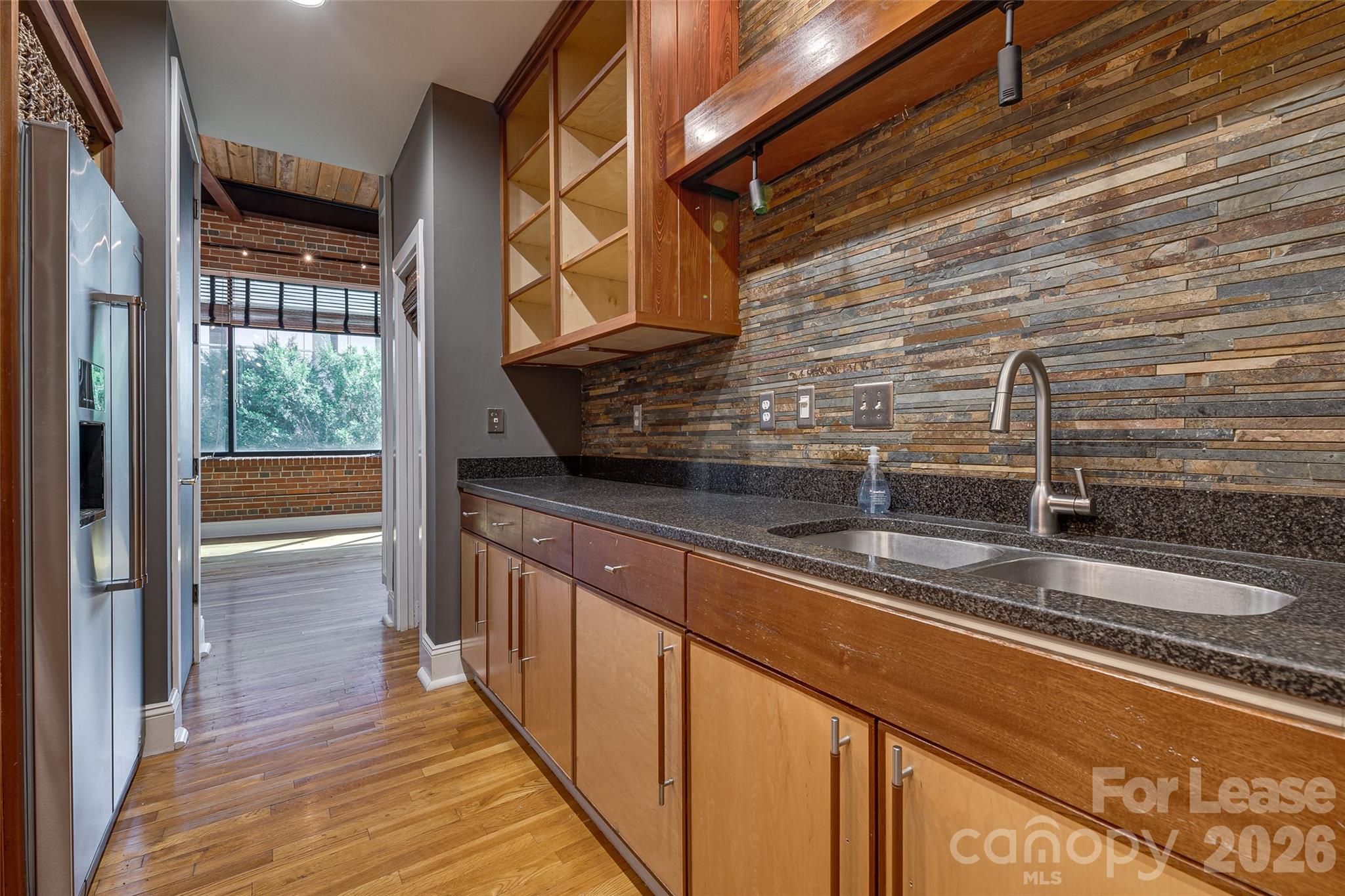 310 Arlington Avenue Property Photo 26