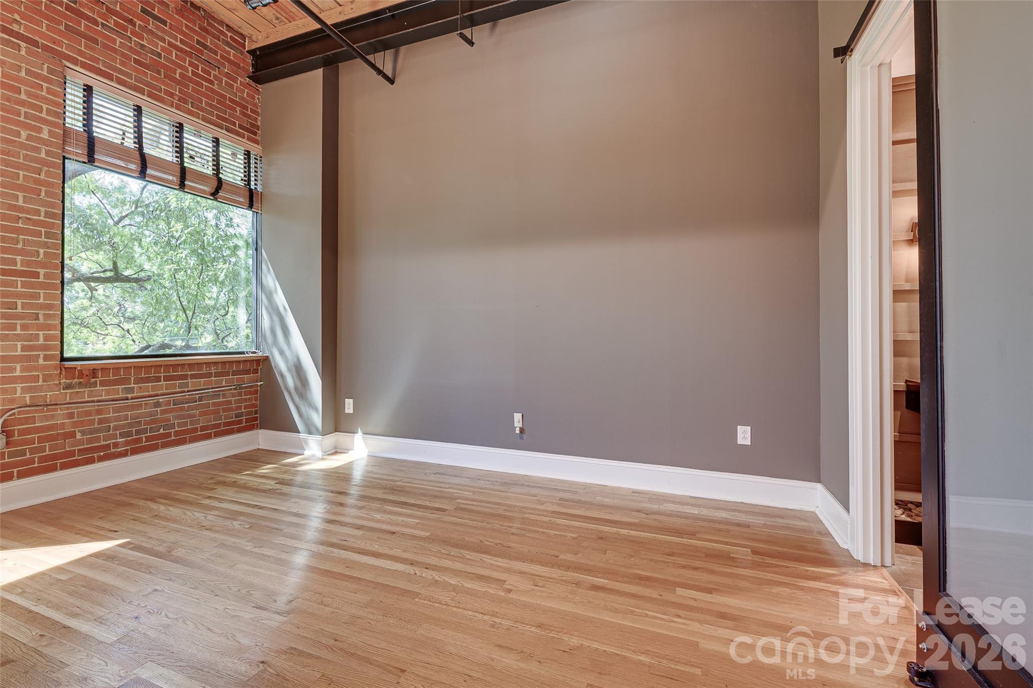 310 Arlington Avenue Property Photo 32
