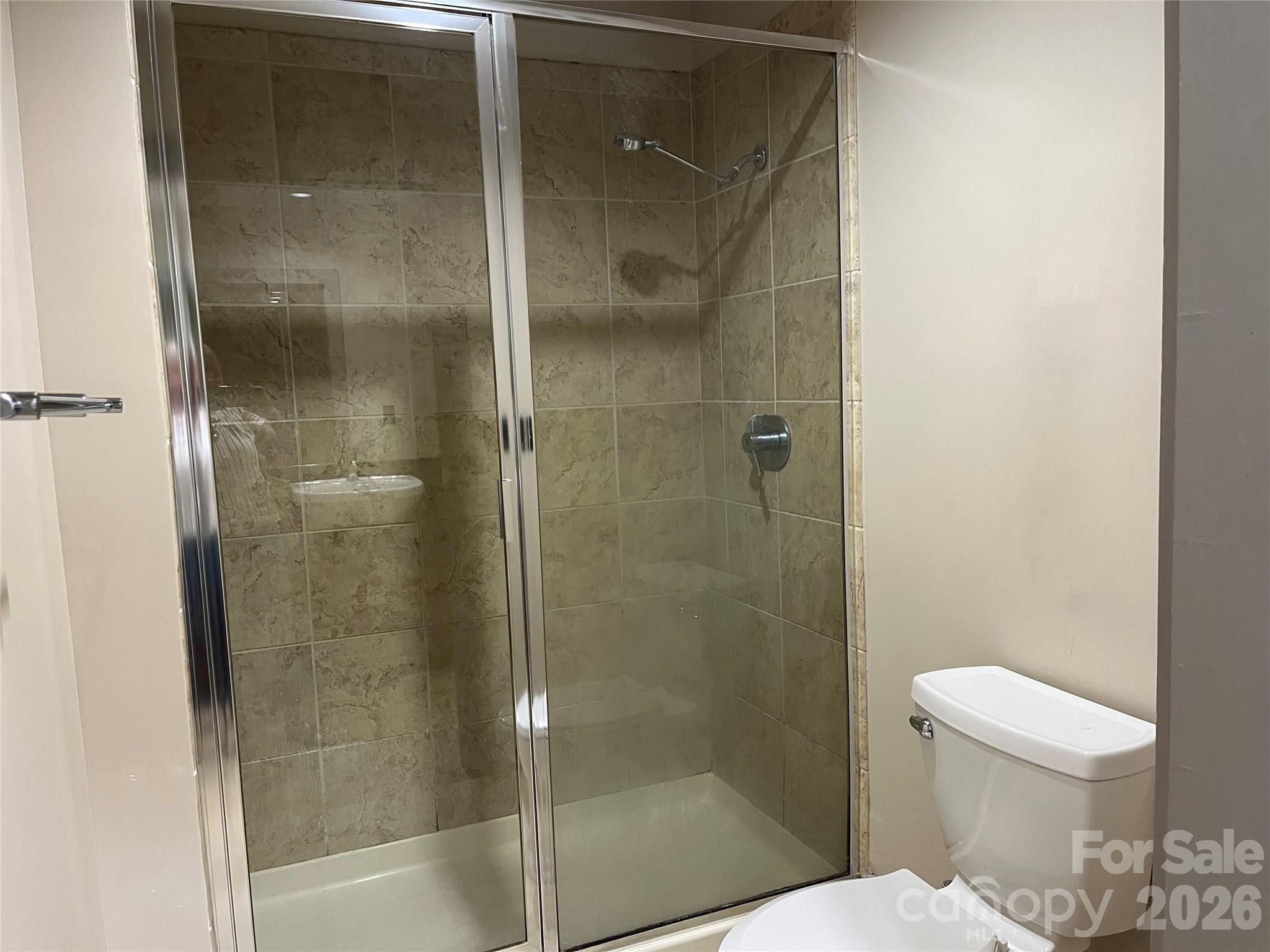 505 E 6th Street Property Photo 6