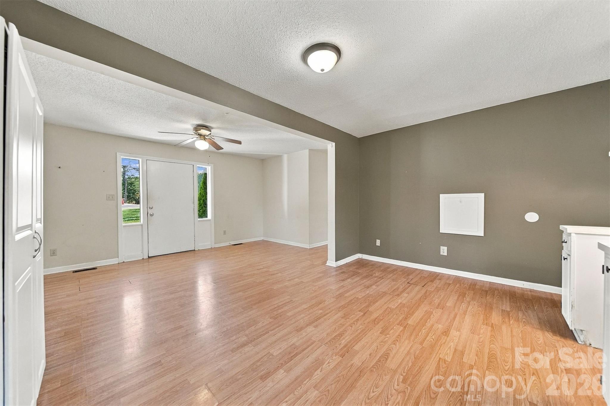 425 Heritage Farm Road Property Photo 10