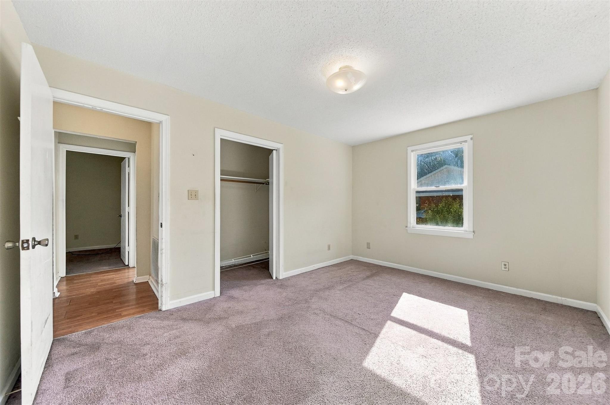 425 Heritage Farm Road Property Photo 12