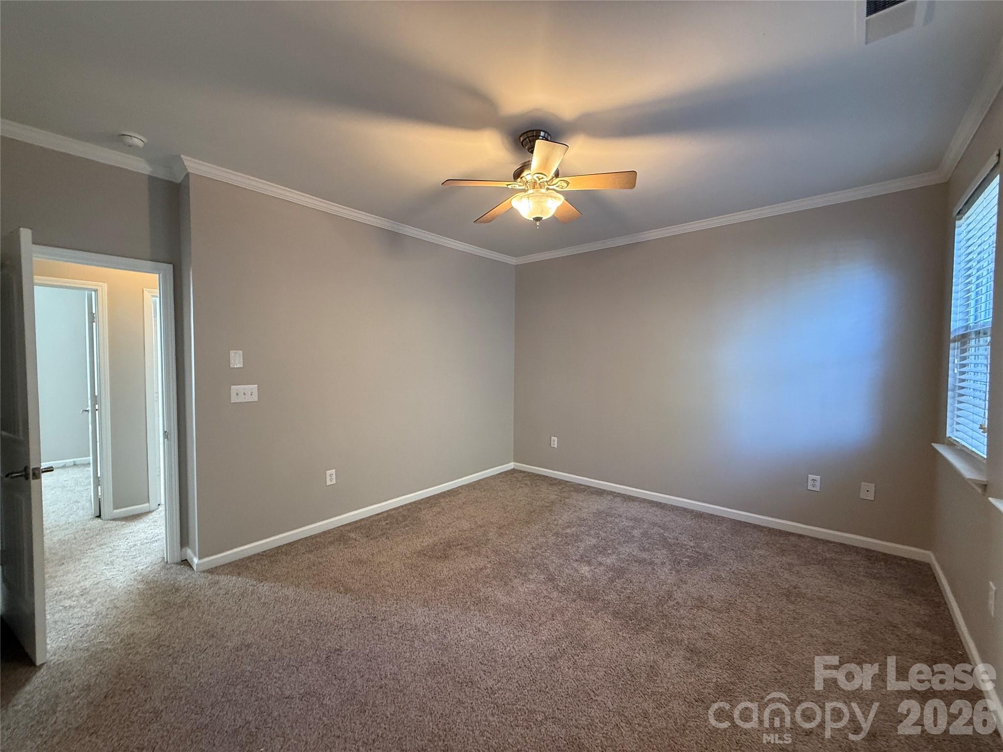933 Central Park Circle Property Photo 20