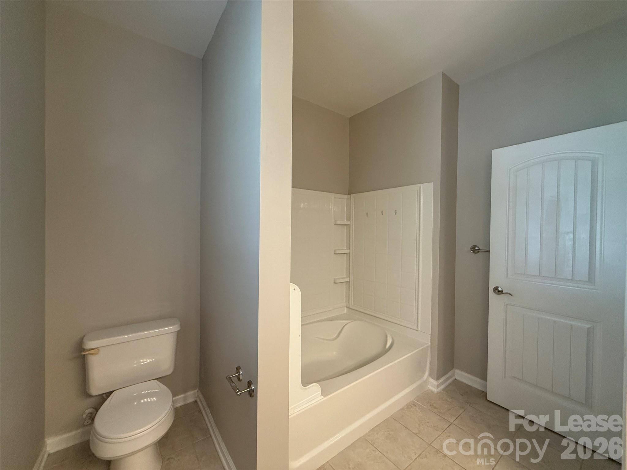 933 Central Park Circle Property Photo 21