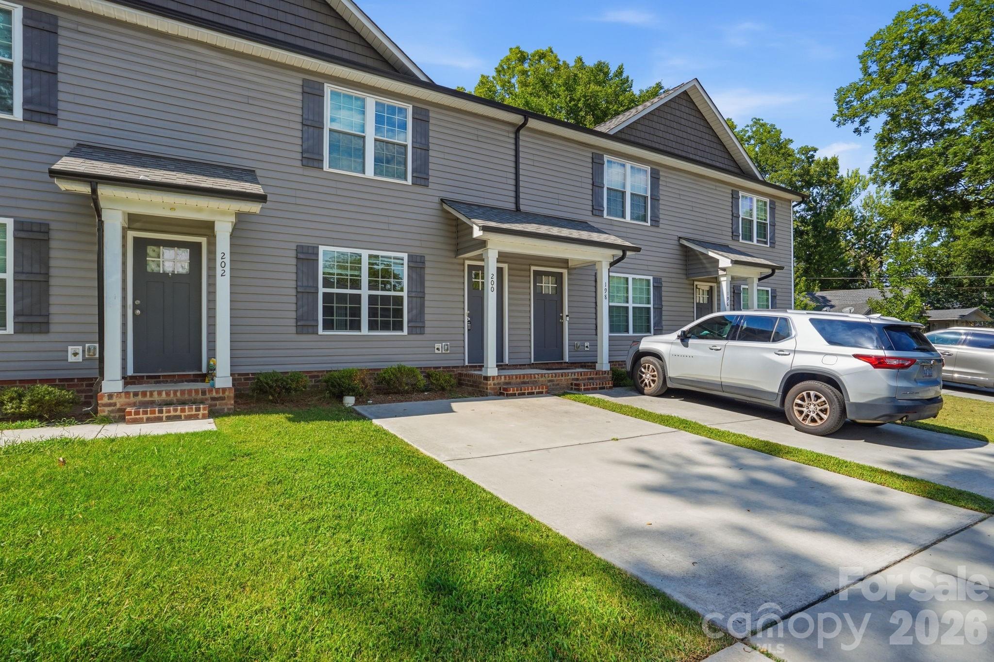 200 Young Avenue Property Photo 2