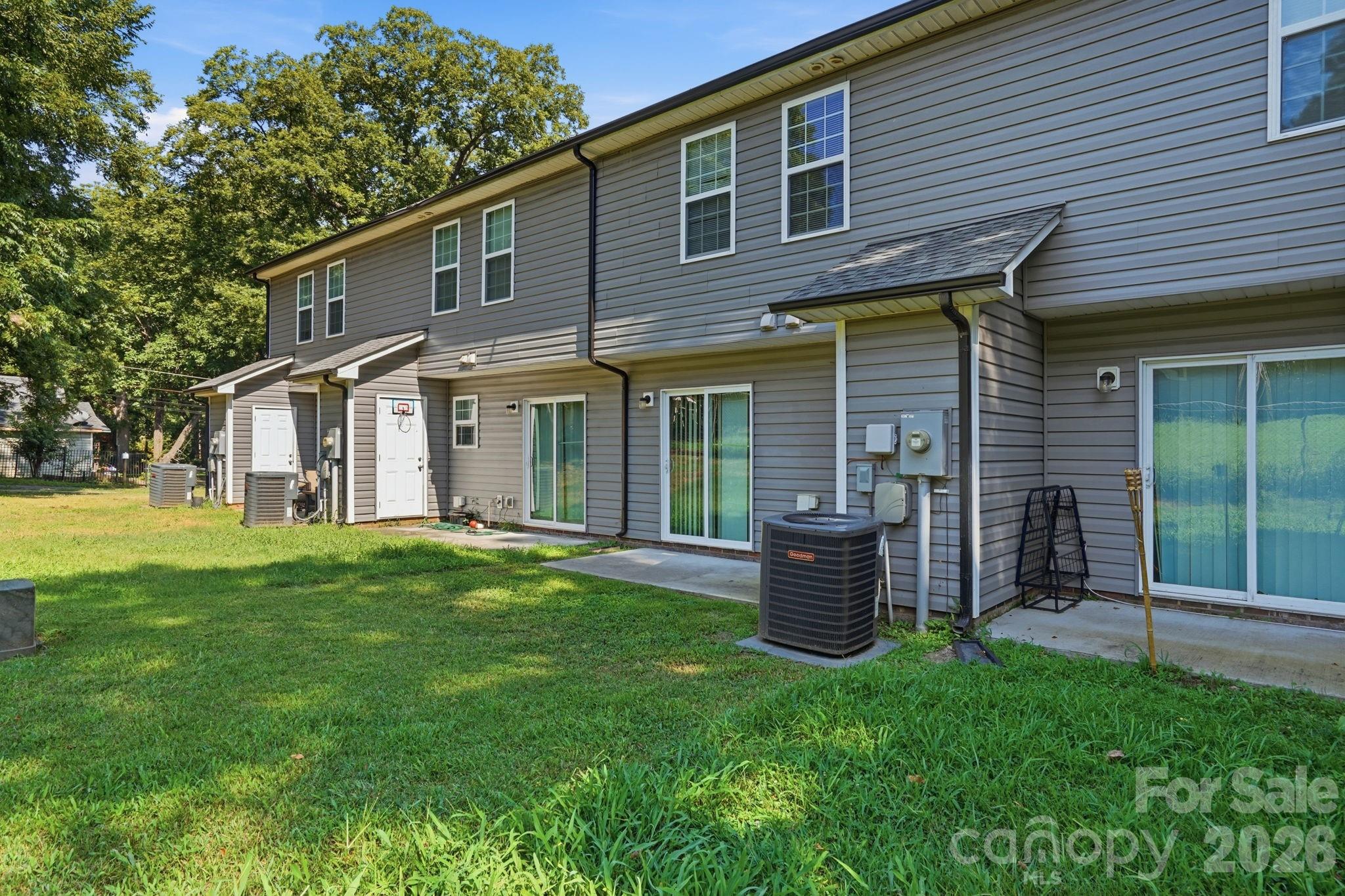 200 Young Avenue Property Photo 5