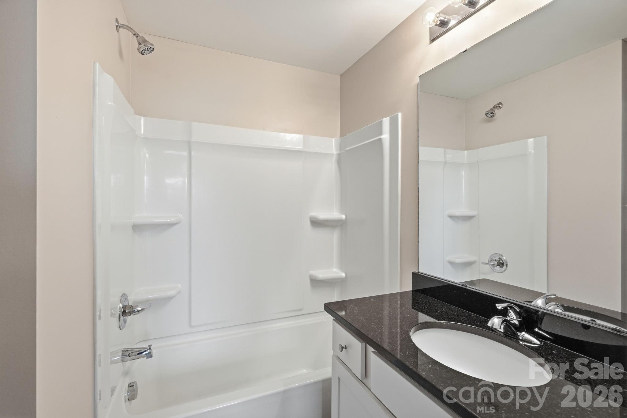 200 Young Avenue Property Photo 28