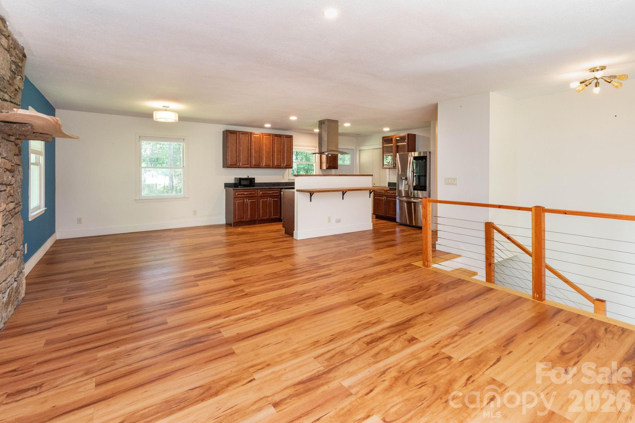 1009 Sharon Ridge Road Property Photo 3