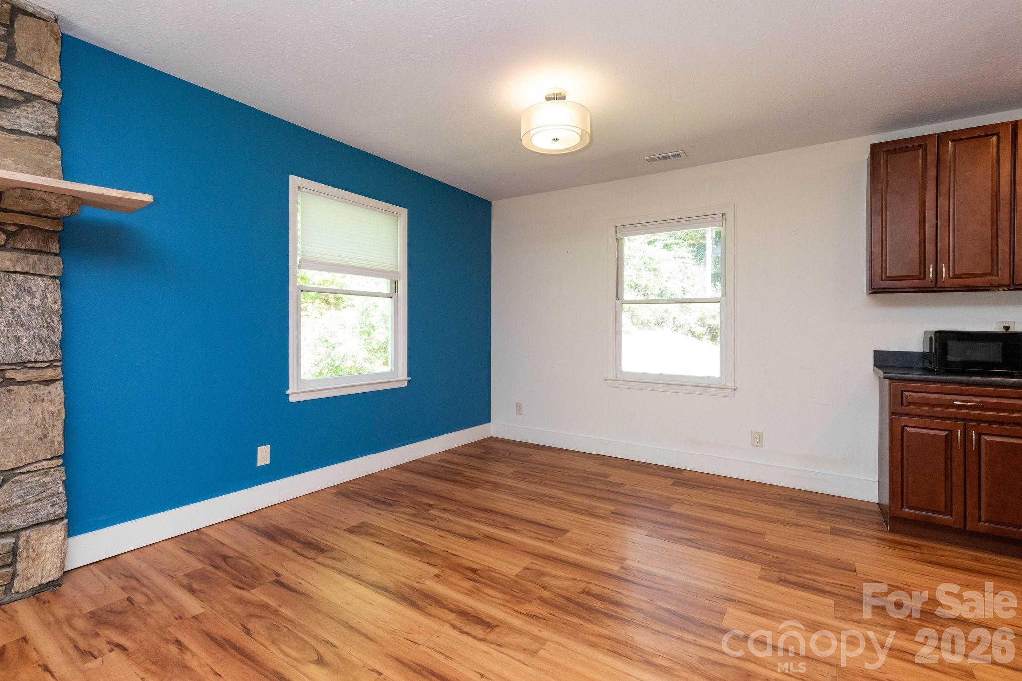1009 Sharon Ridge Road Property Photo 8