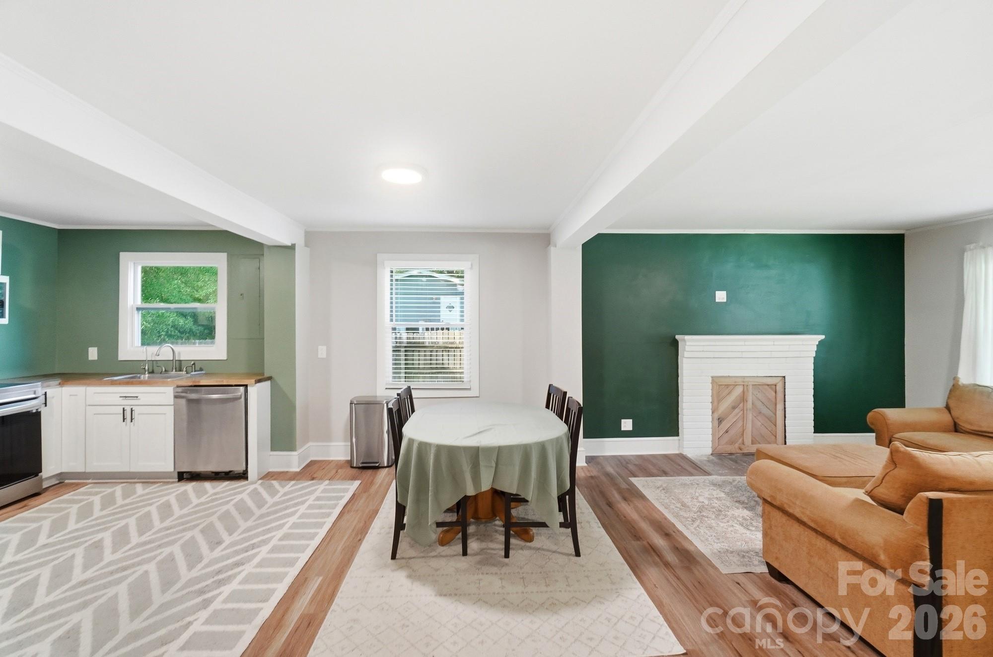 817 E Dunlap Street Property Photo 13