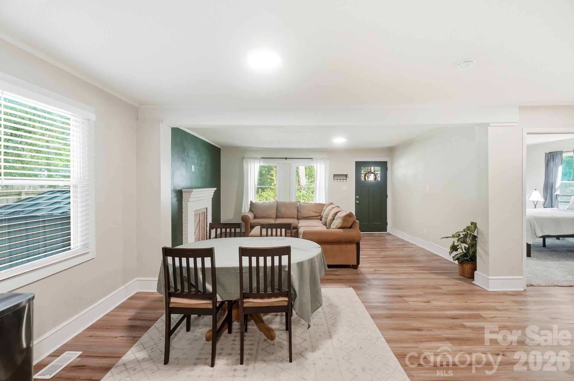 817 E Dunlap Street Property Photo 14
