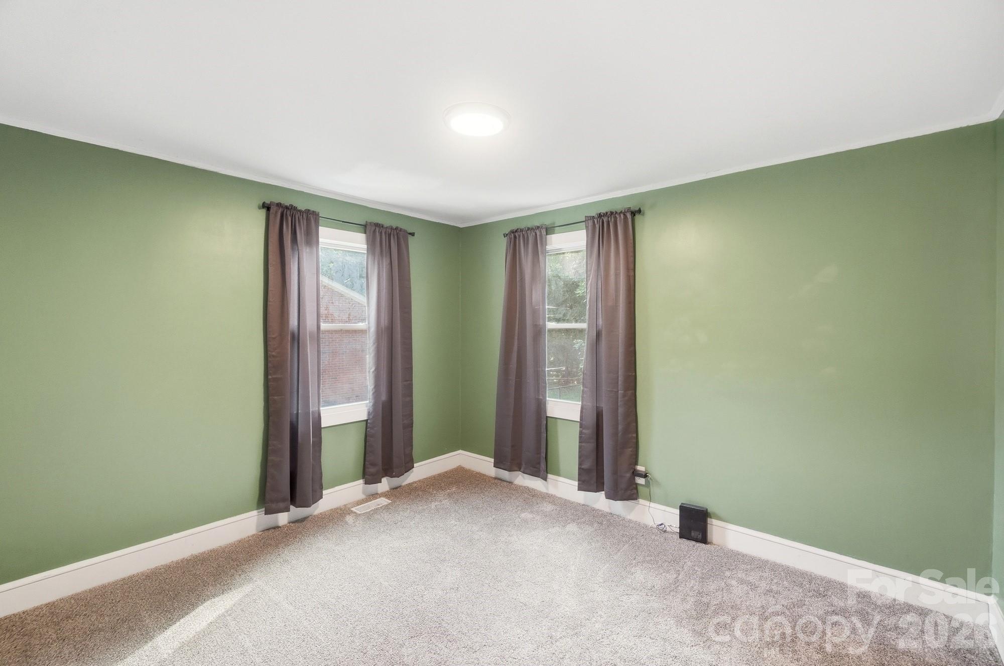 817 E Dunlap Street Property Photo 29