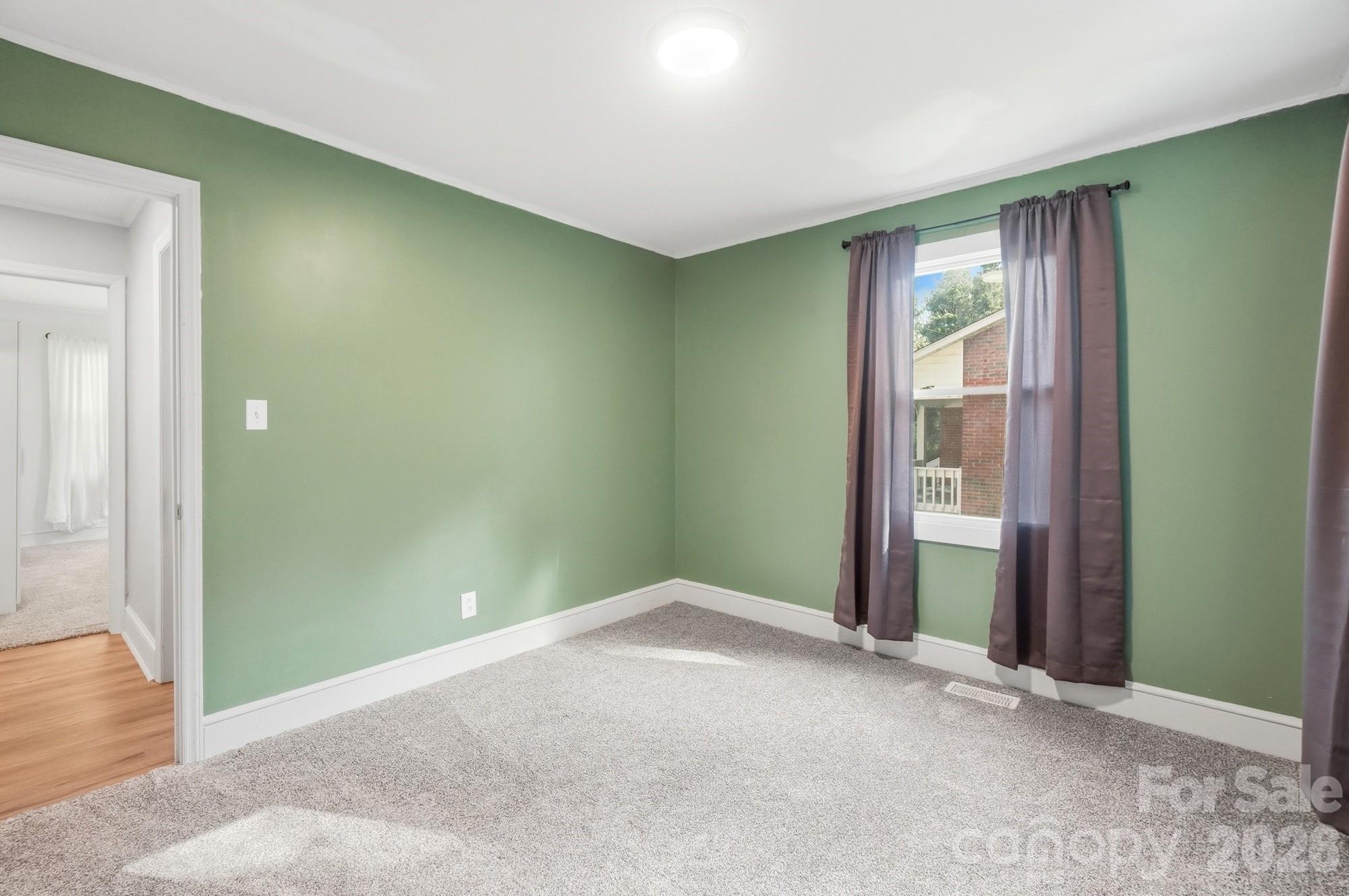 817 E Dunlap Street Property Photo 30