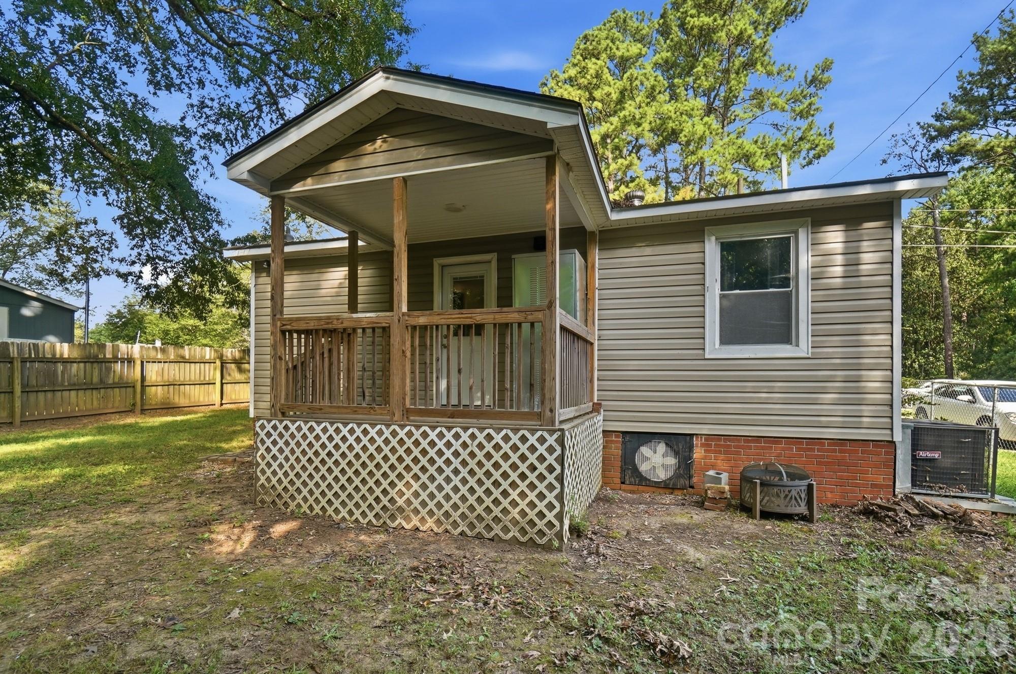 817 E Dunlap Street Property Photo 36