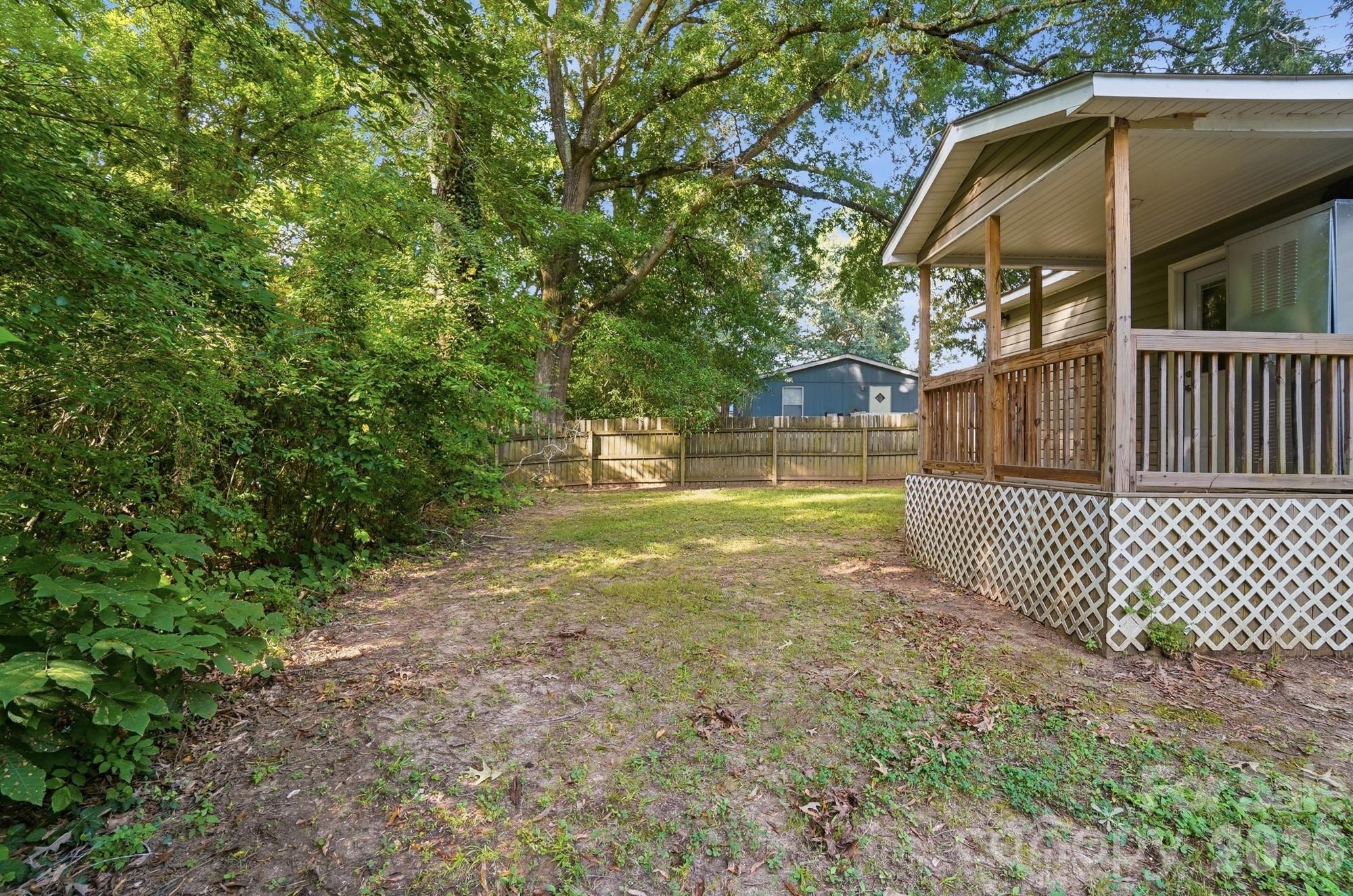 817 E Dunlap Street Property Photo 37