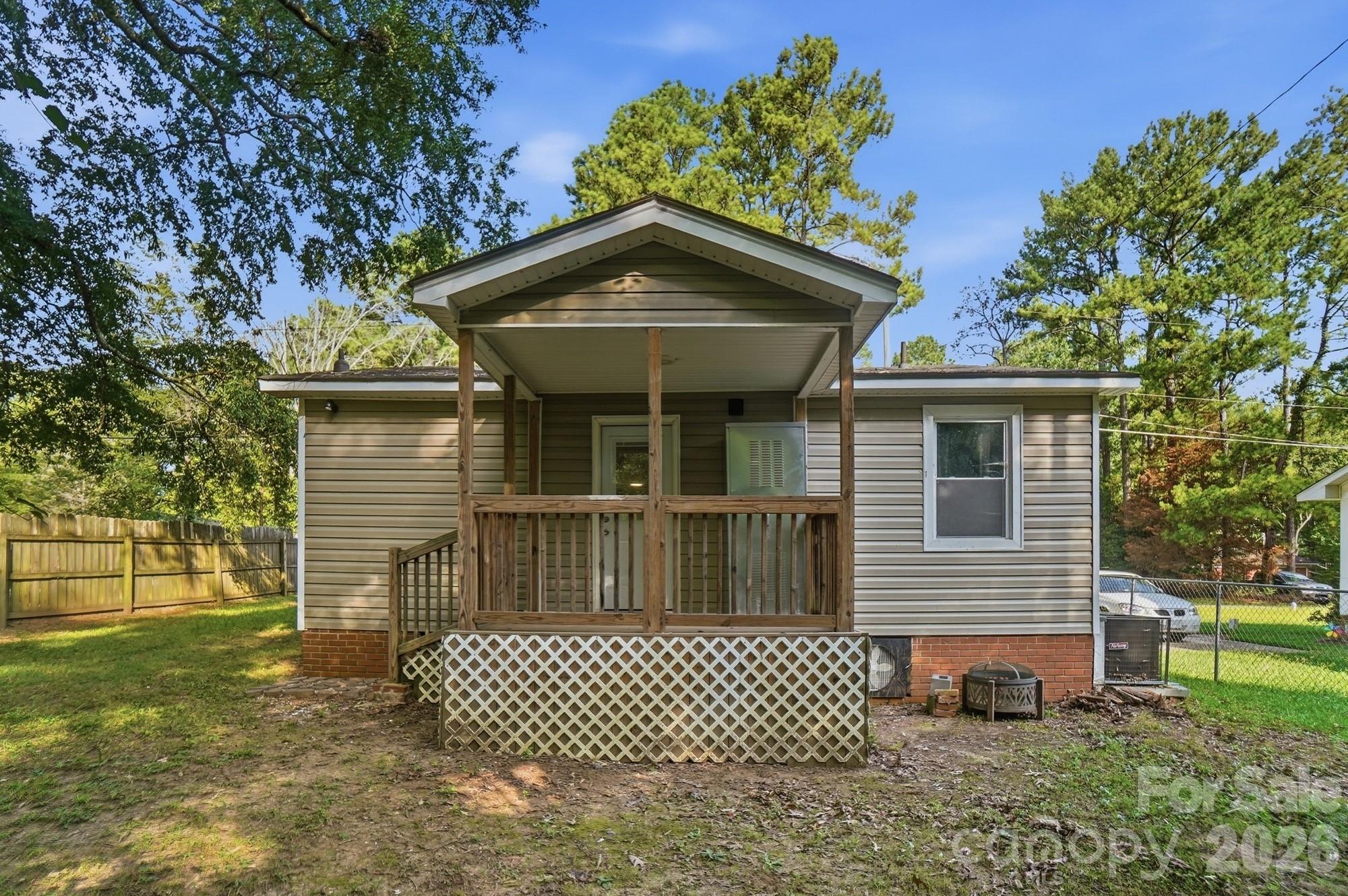 817 E Dunlap Street Property Photo 38