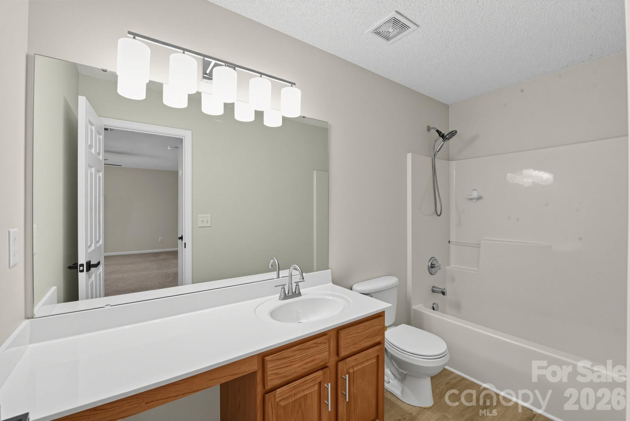 1034 Chalk Hill Lane Property Photo 15