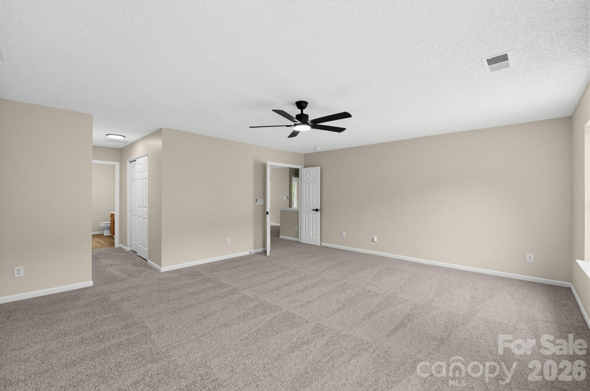 1034 Chalk Hill Lane Property Photo 17