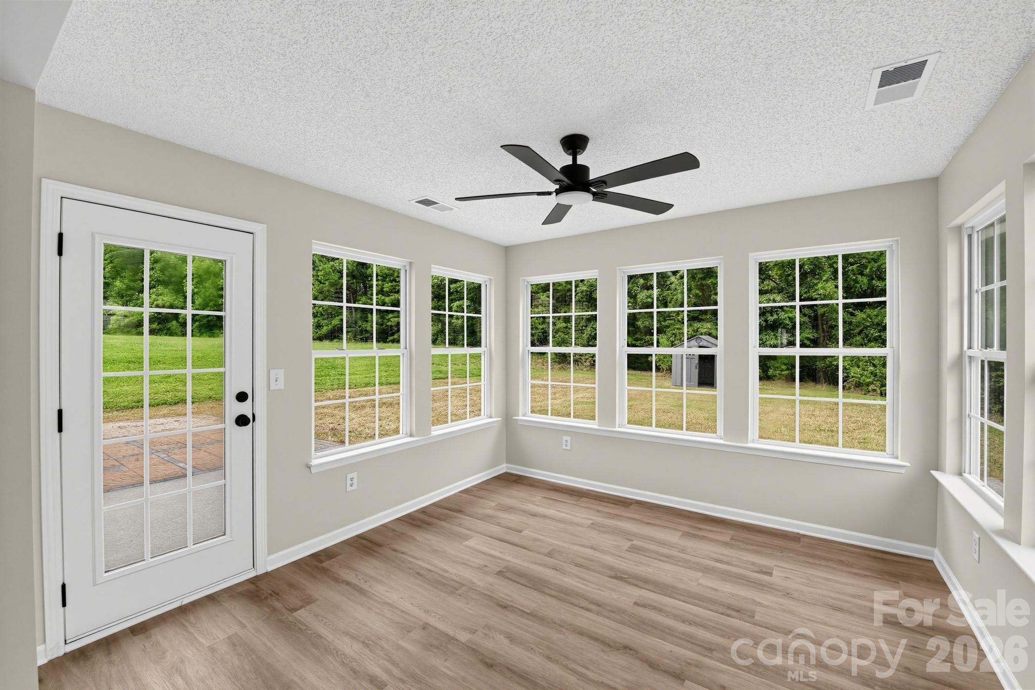 1034 Chalk Hill Lane Property Photo 26