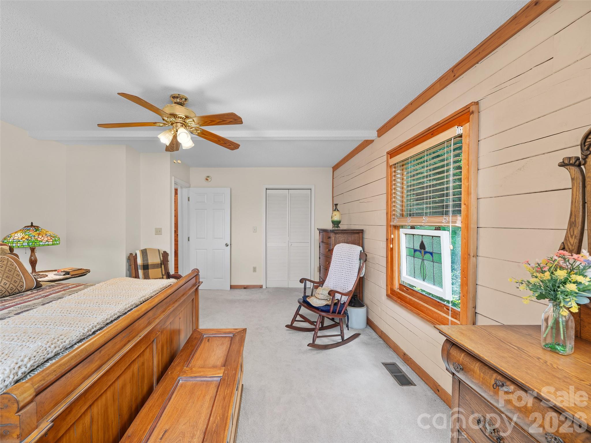 185 Blue Bird Lane Property Photo 12