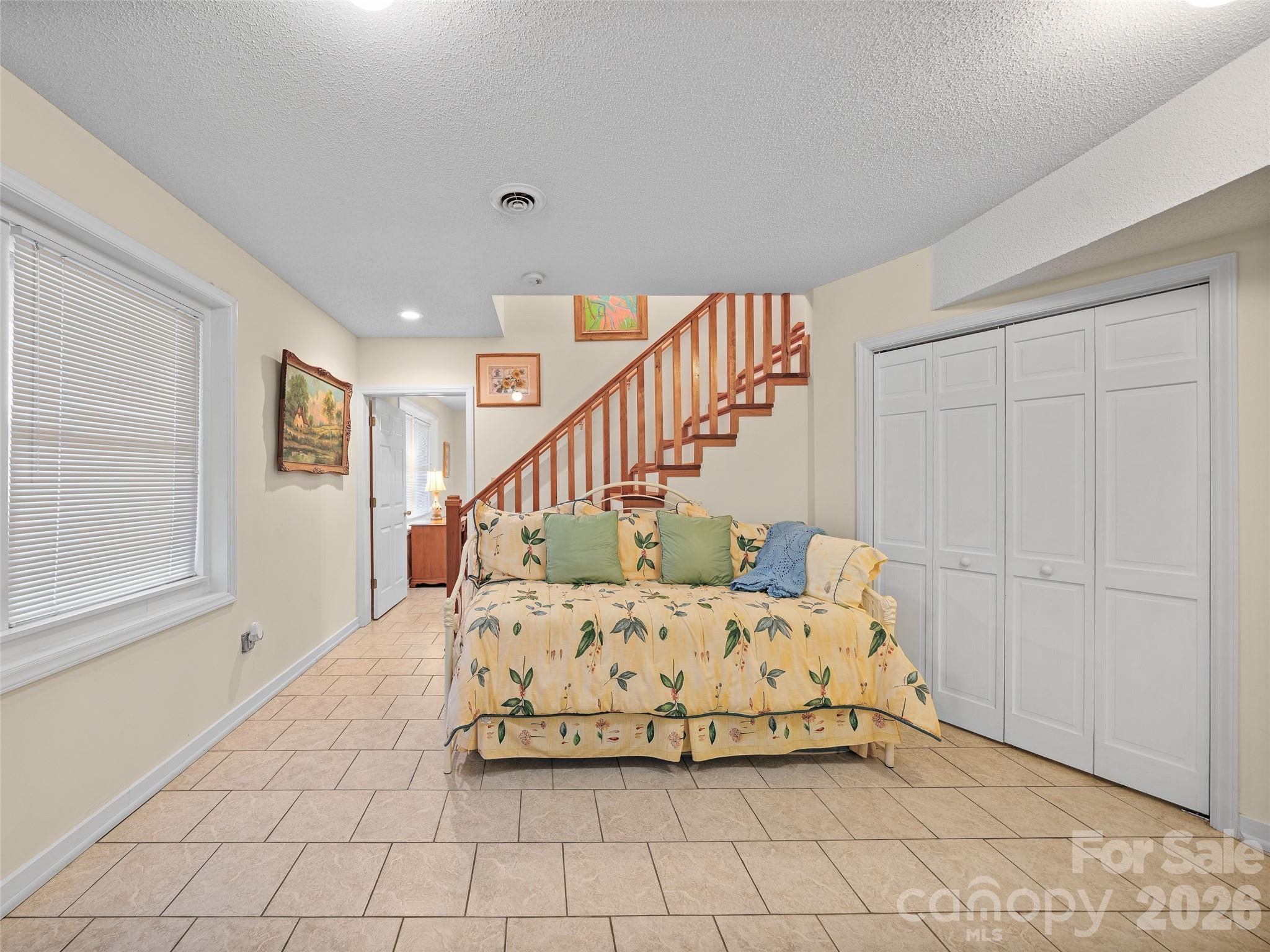 185 Blue Bird Lane Property Photo 19