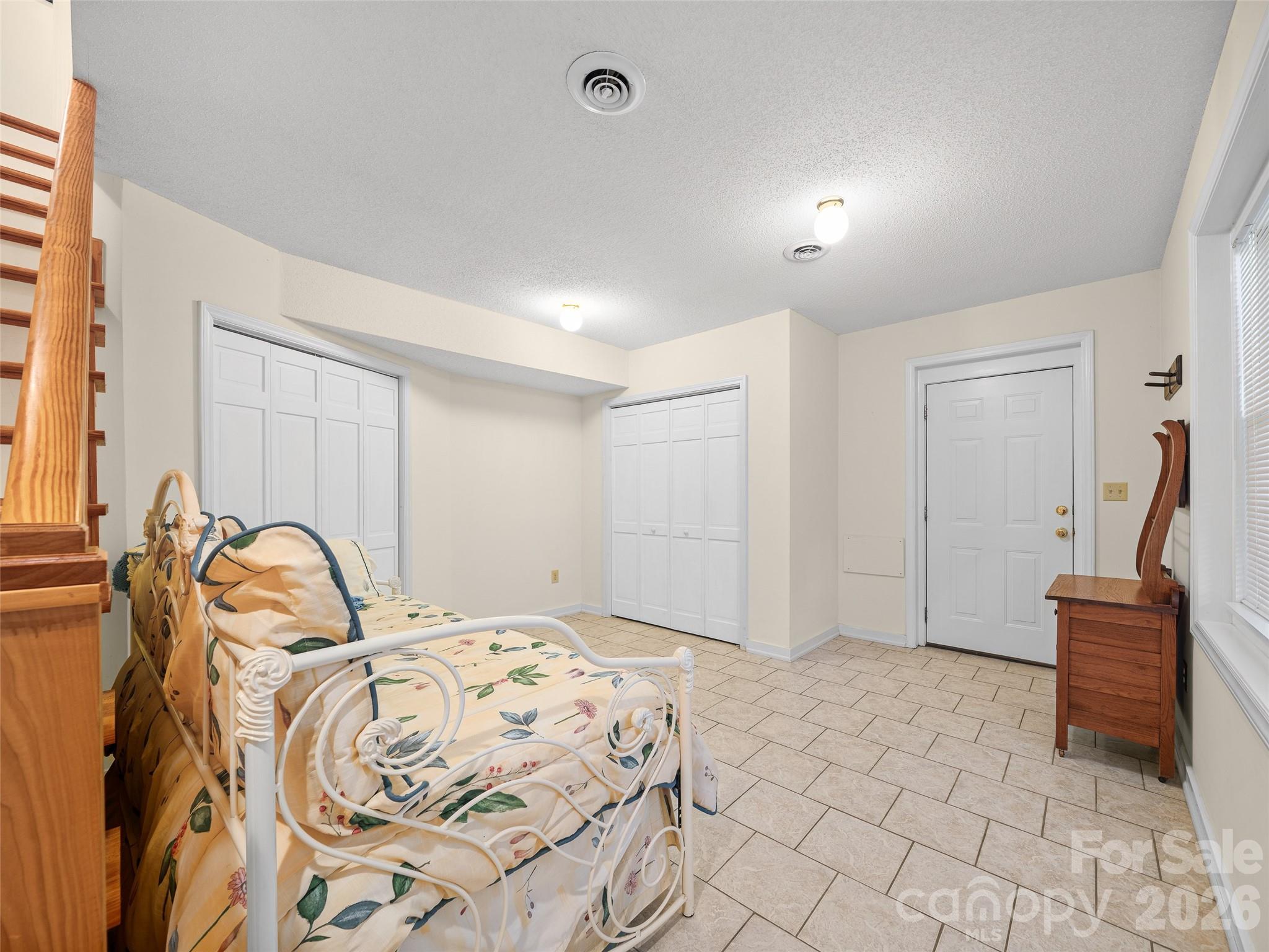 185 Blue Bird Lane Property Photo 20