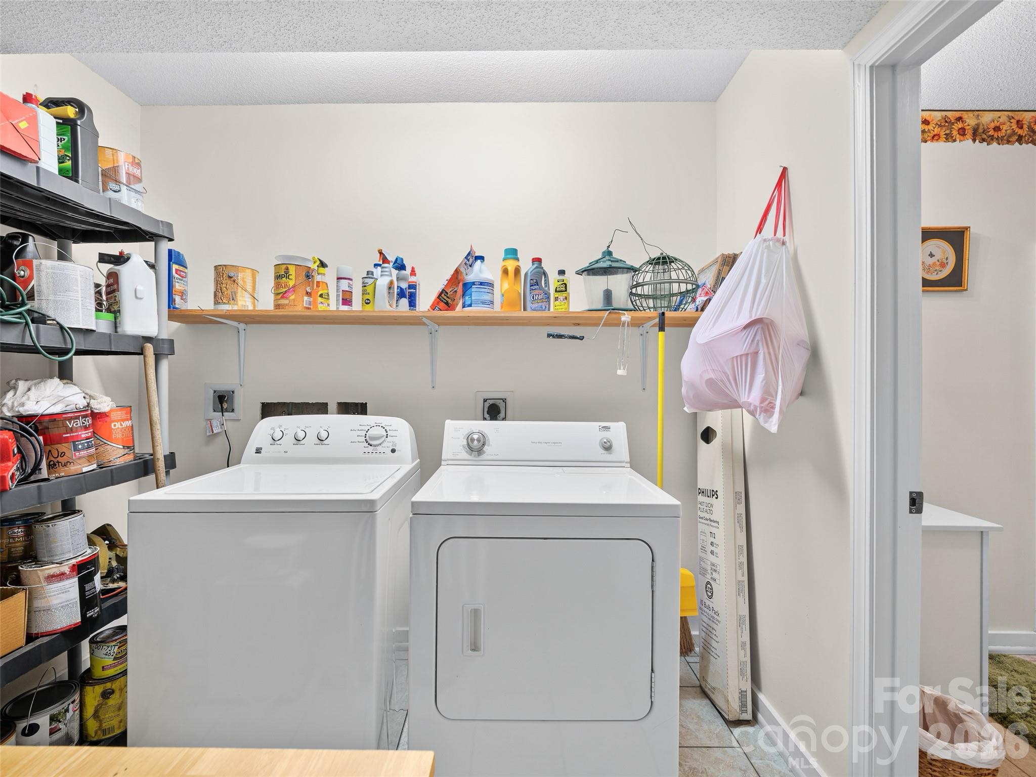 185 Blue Bird Lane Property Photo 21