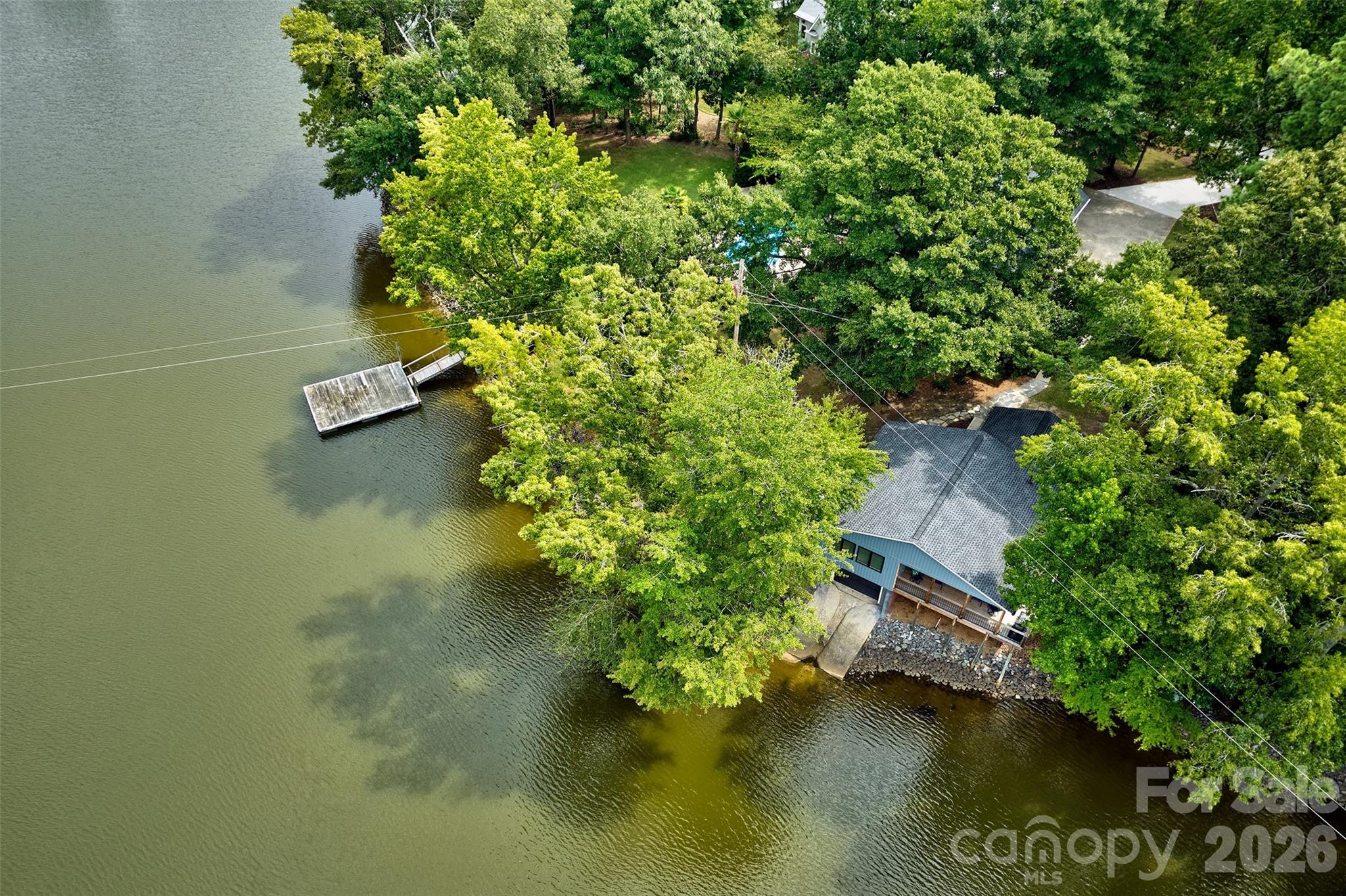 2143 Peninsula Drive Property Photo 3