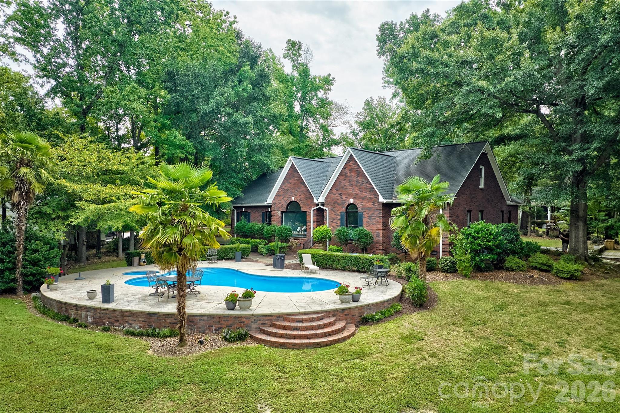 2143 Peninsula Drive Property Photo 4