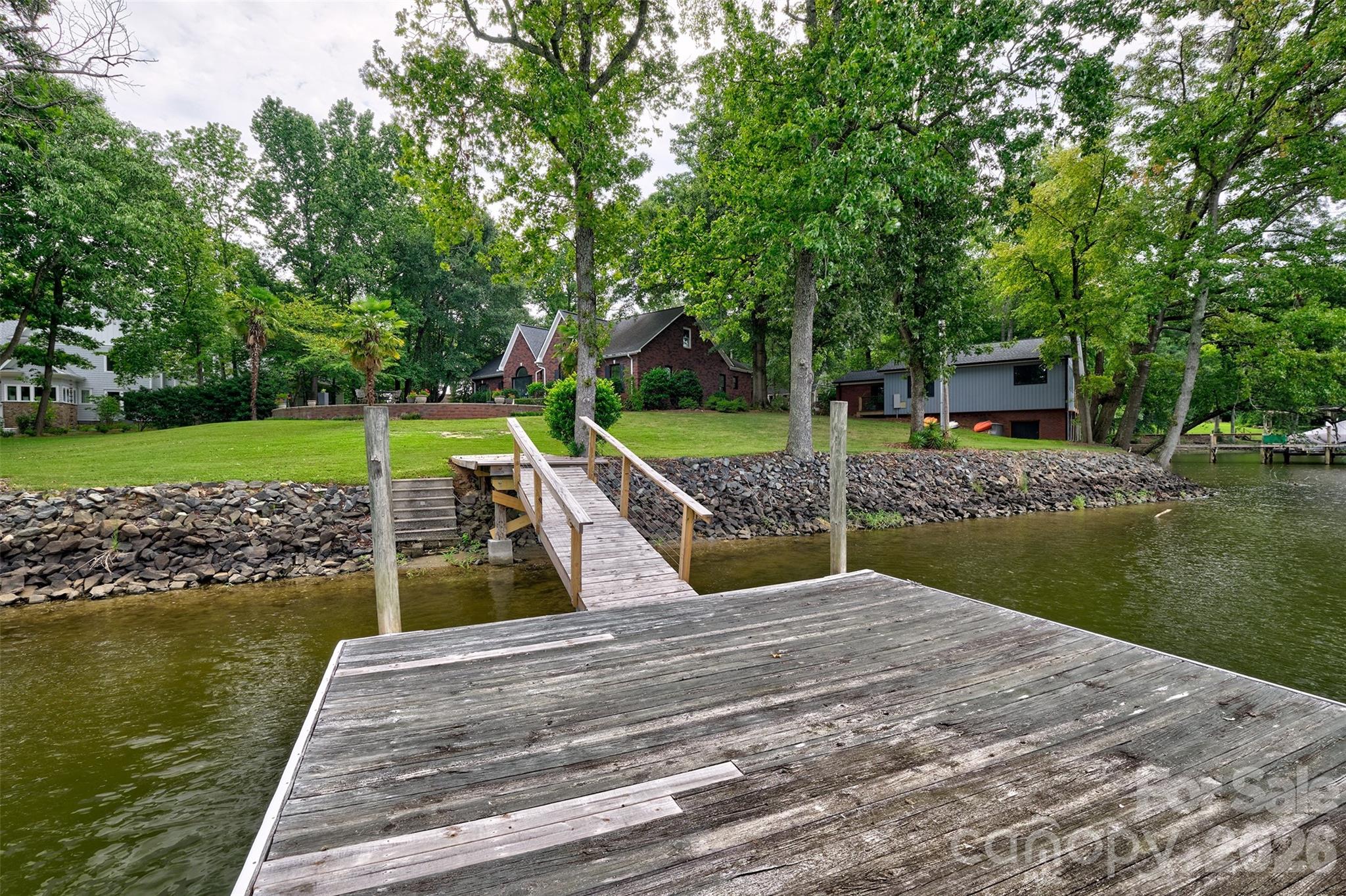 2143 Peninsula Drive Property Photo 5
