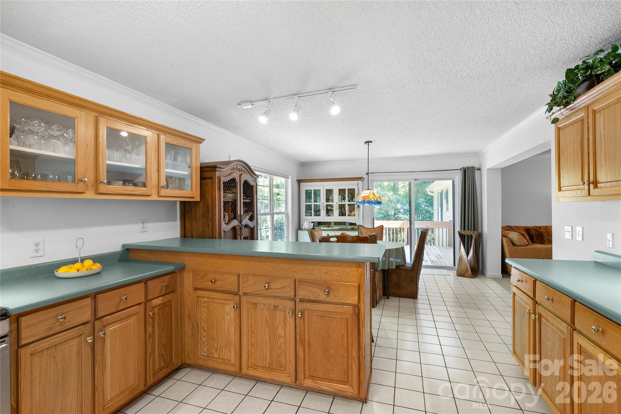 2230 Walnut Hollow Road Property Photo 14