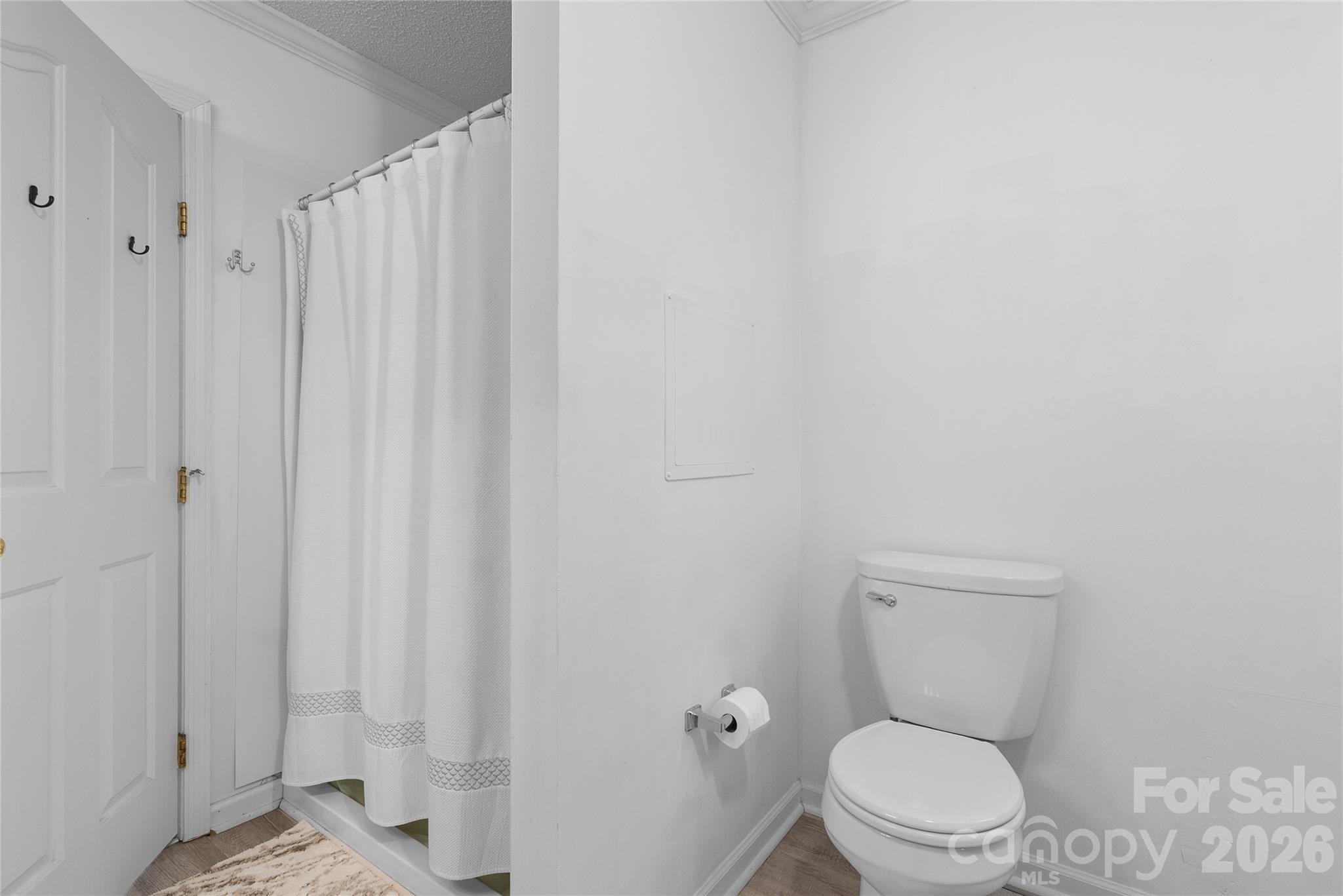 2230 Walnut Hollow Road Property Photo 22