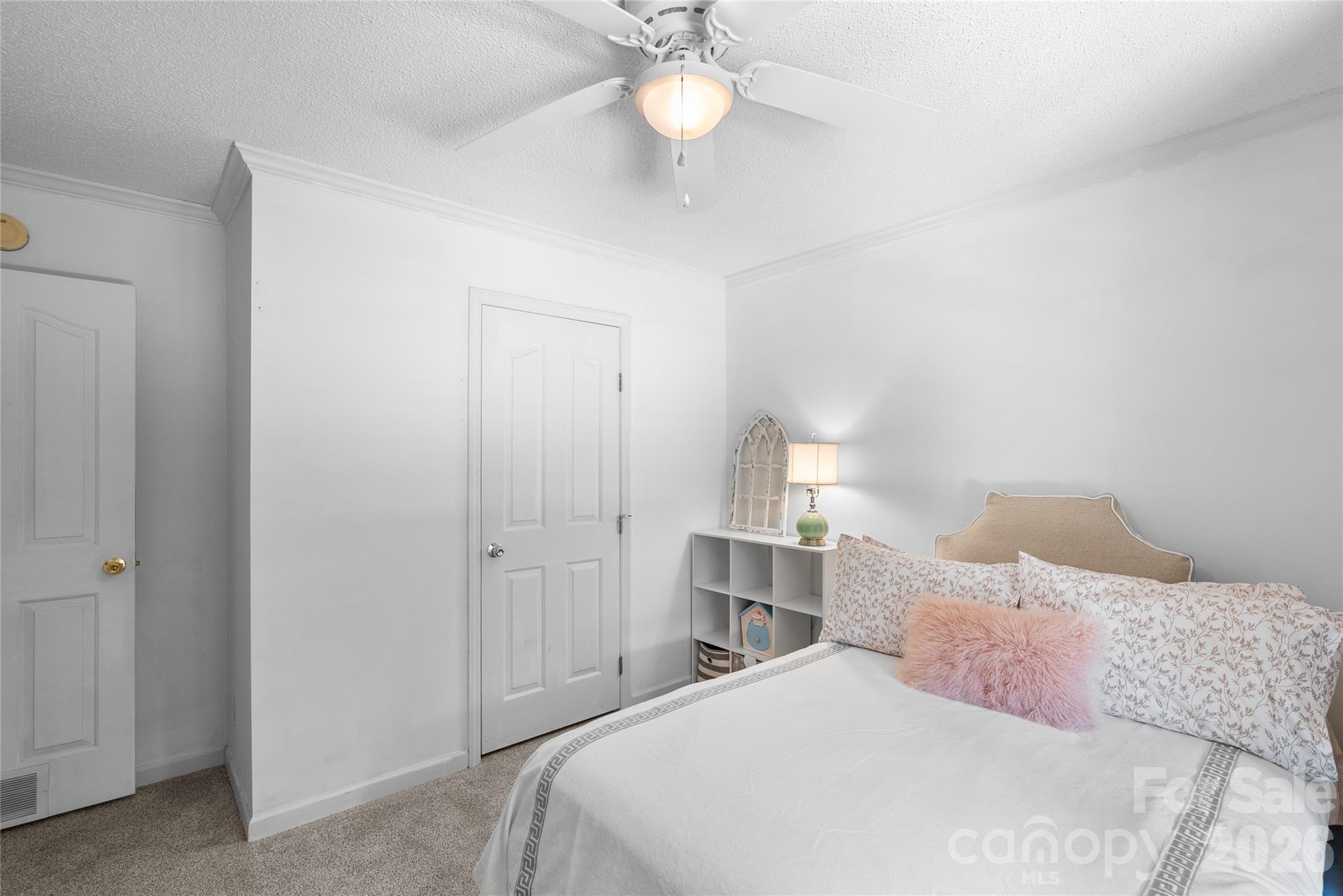 2230 Walnut Hollow Road Property Photo 31