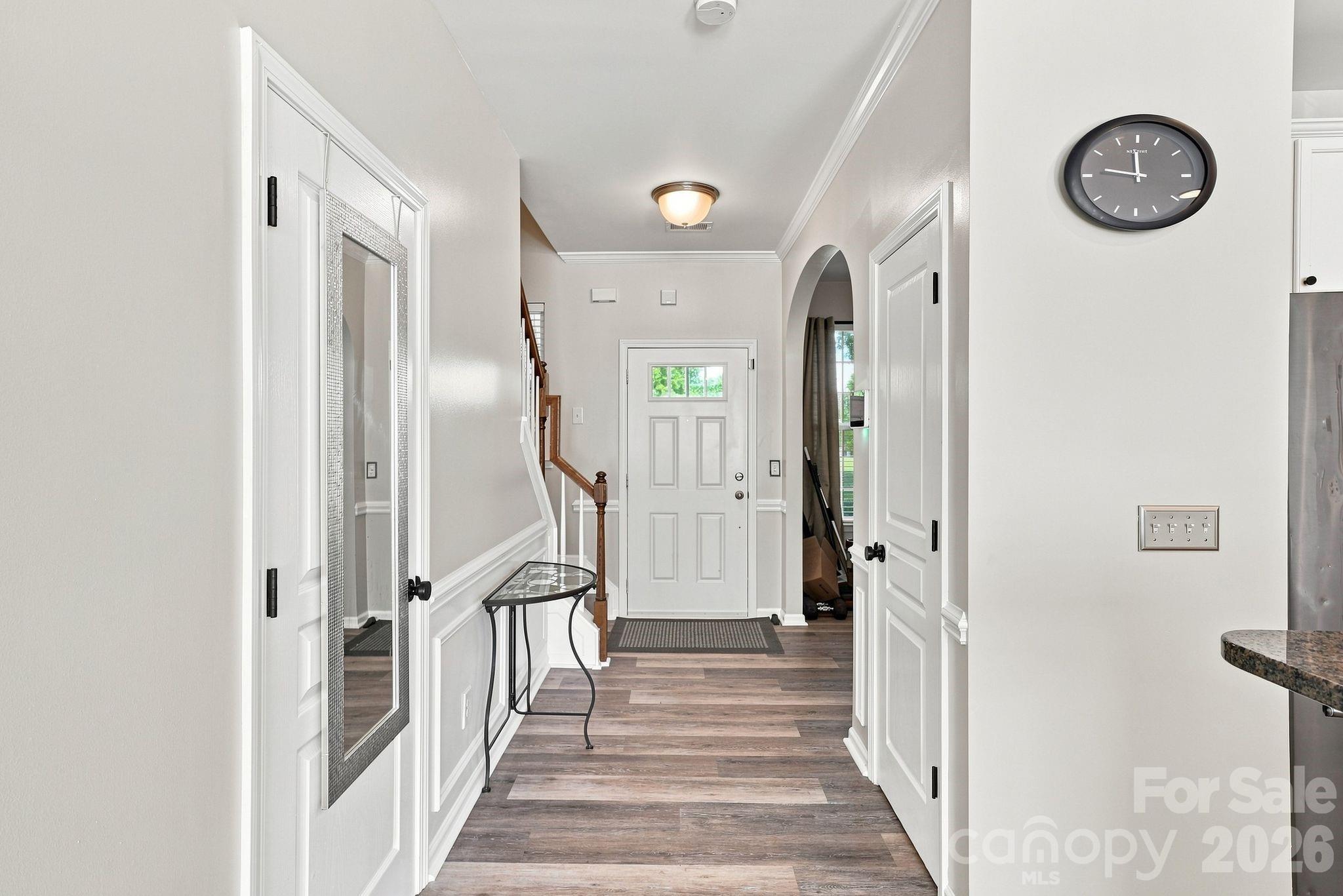 149 Leyton Loop E Property Photo 6