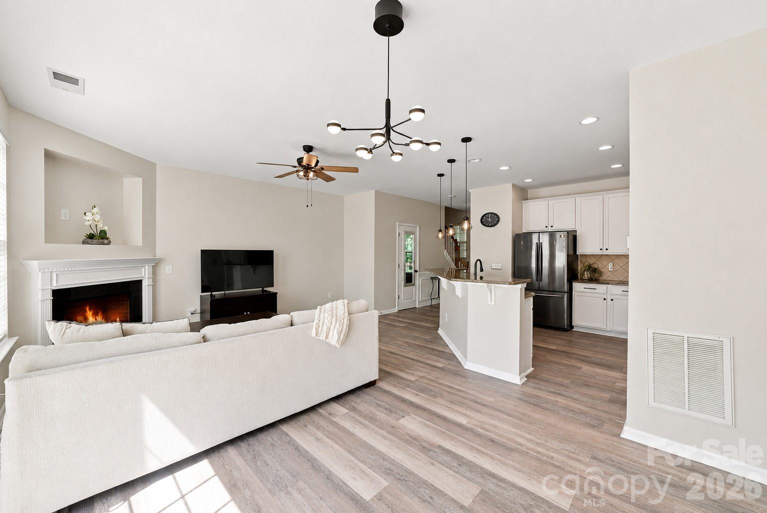 149 Leyton Loop E Property Photo 13