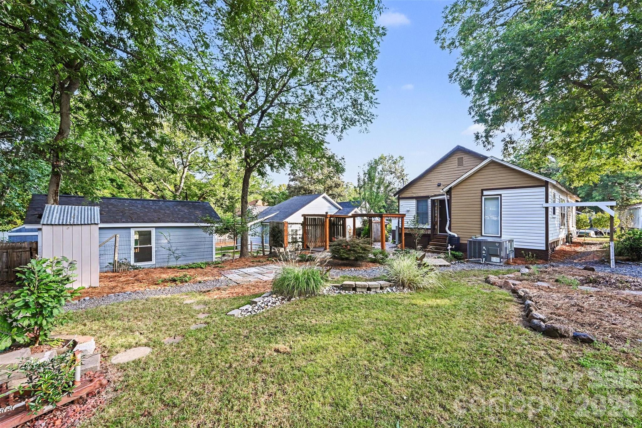 237 Simpson Drive Property Photo 24